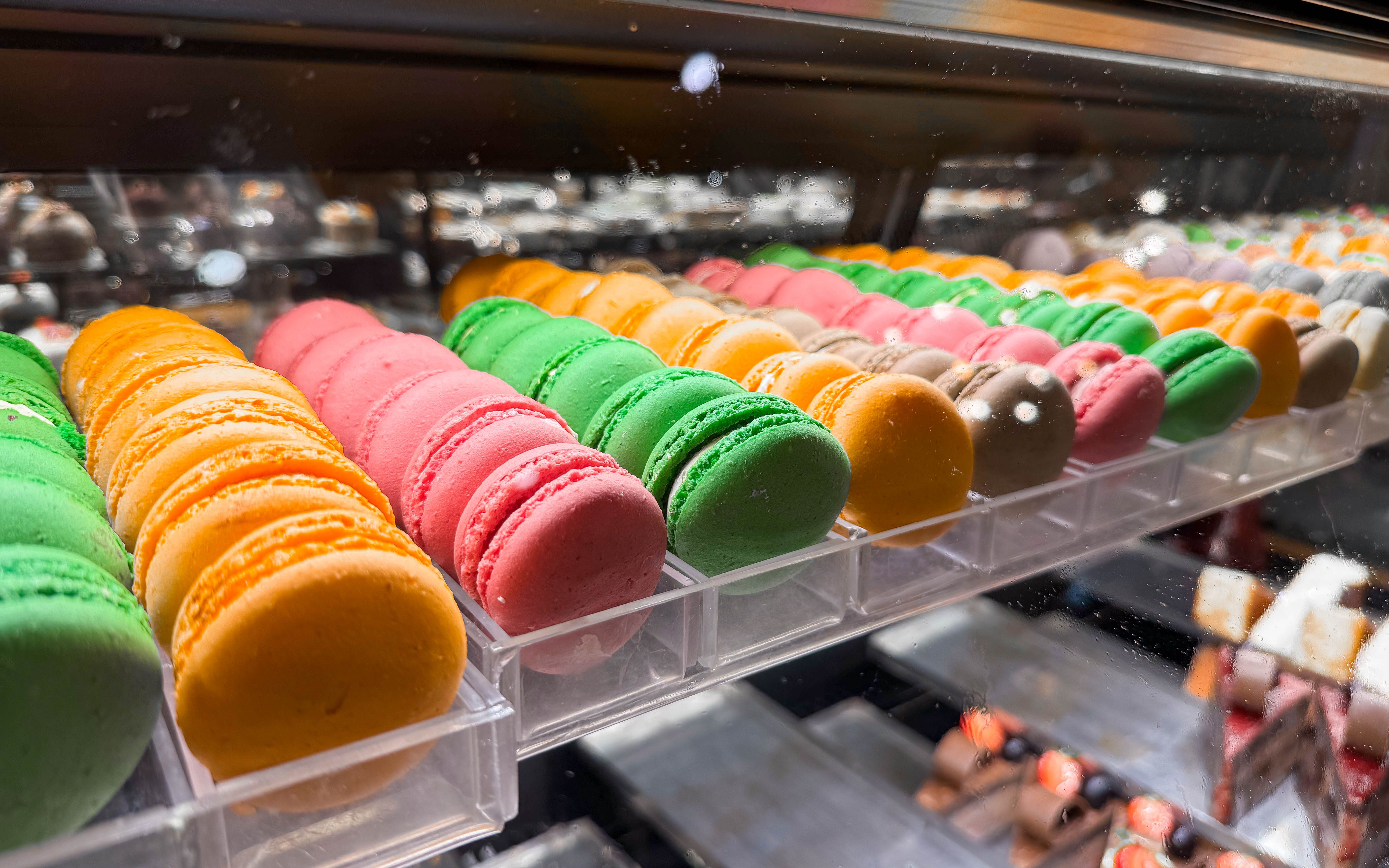 macarons display