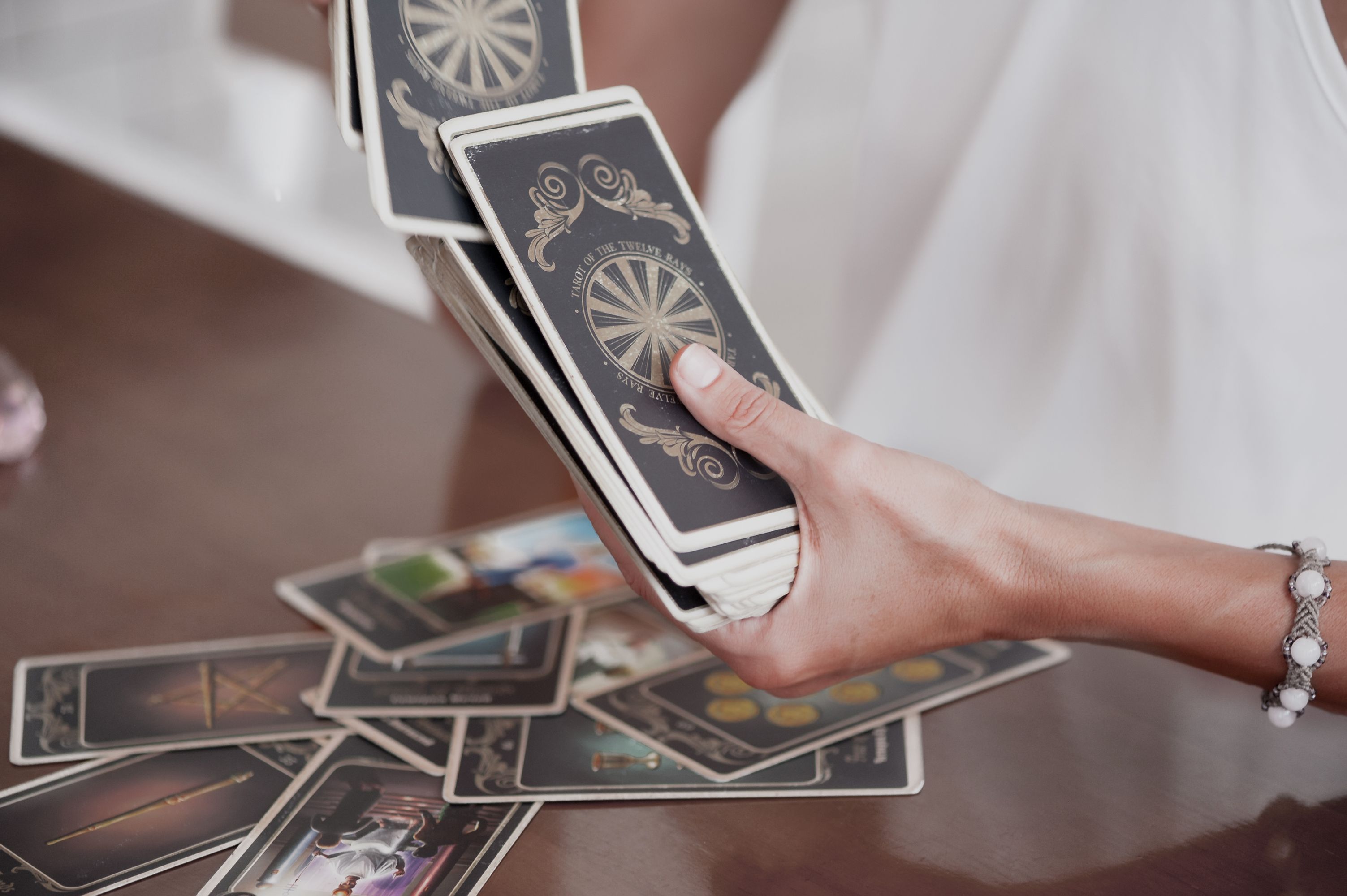 modern tarot reading