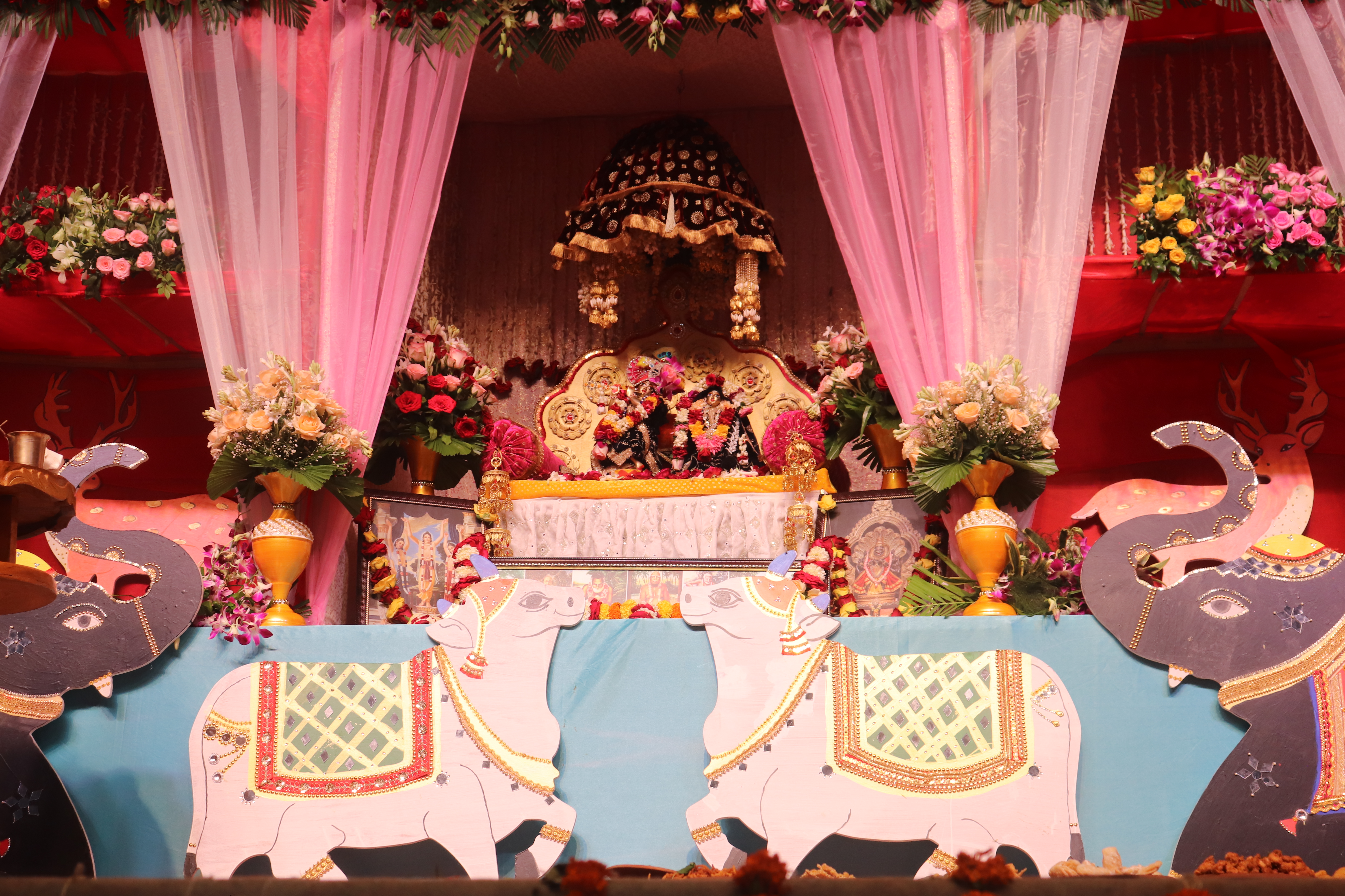 Decoration in worship of krishna and Radha Rani Decoration in worship of krishna and Radha Rani