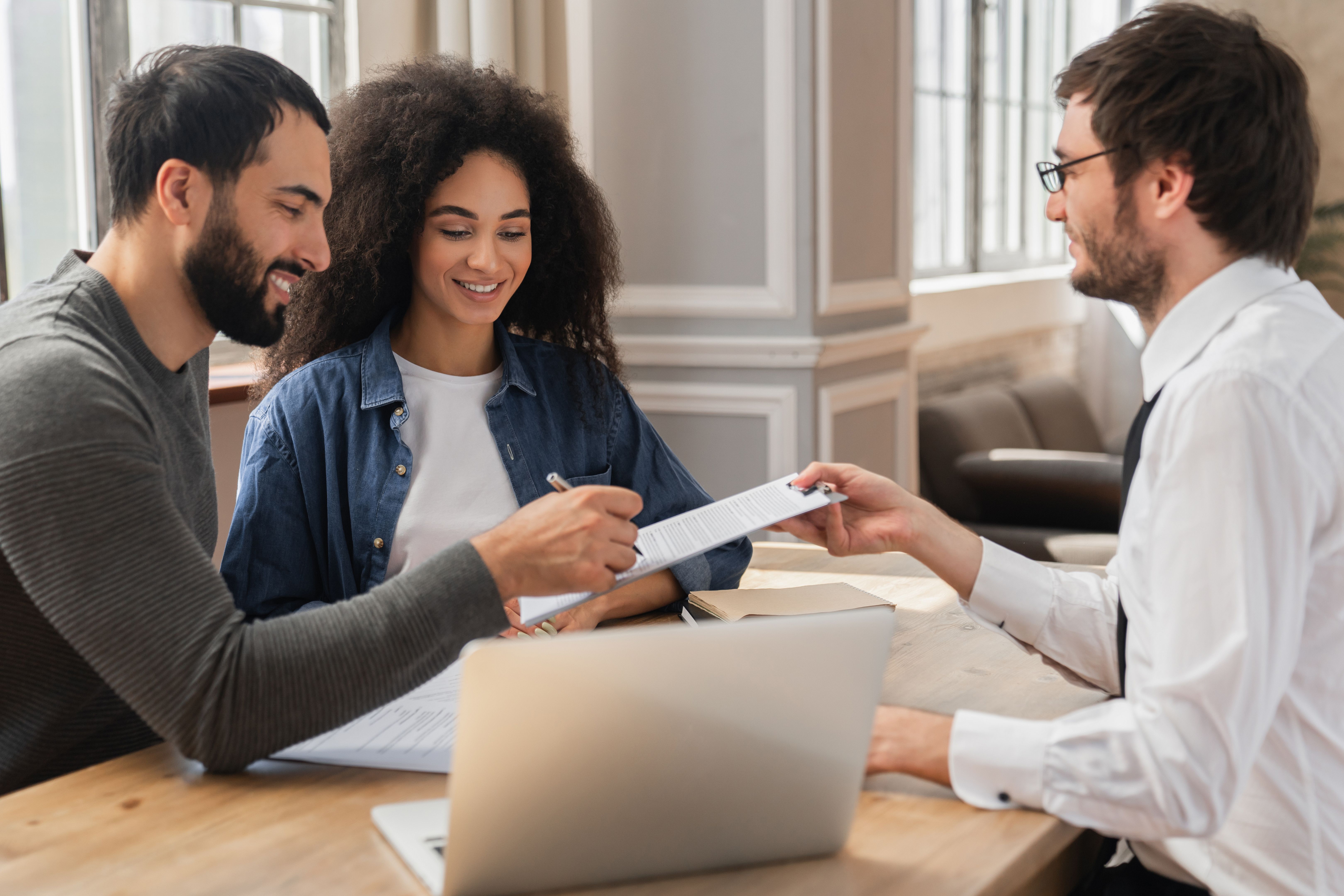 lawyer discussing estate plan