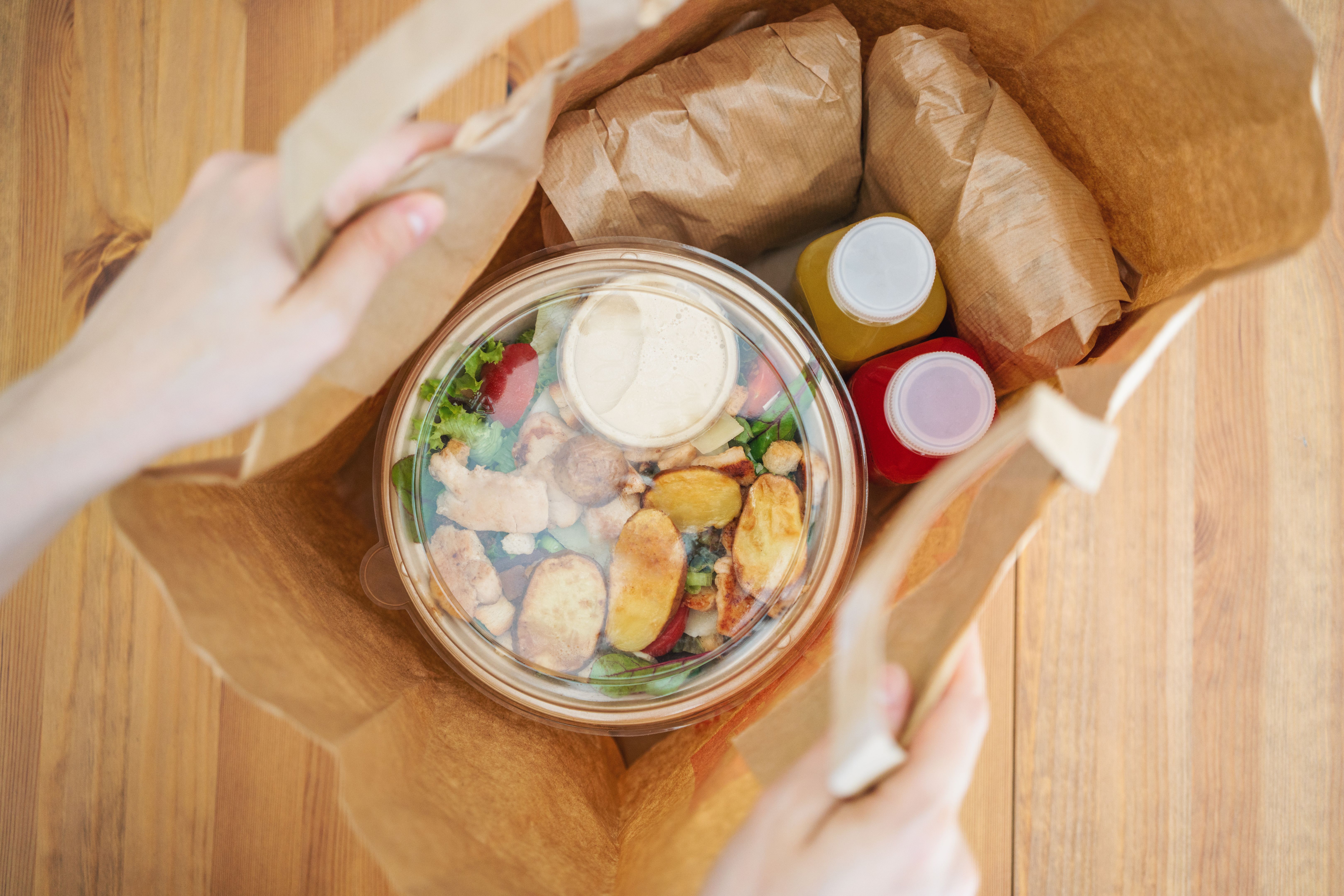restaurant takeout bag