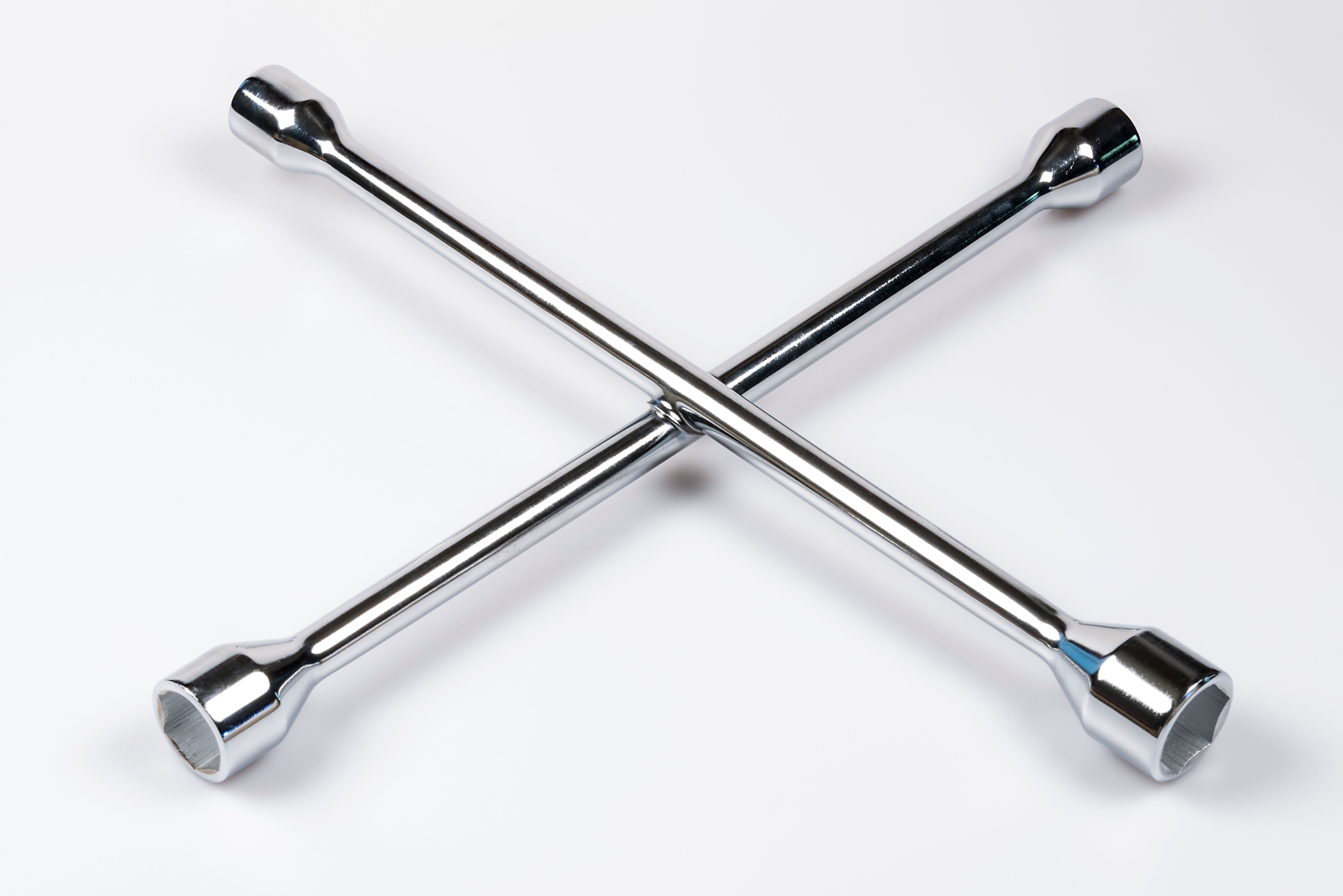 lug wrench
