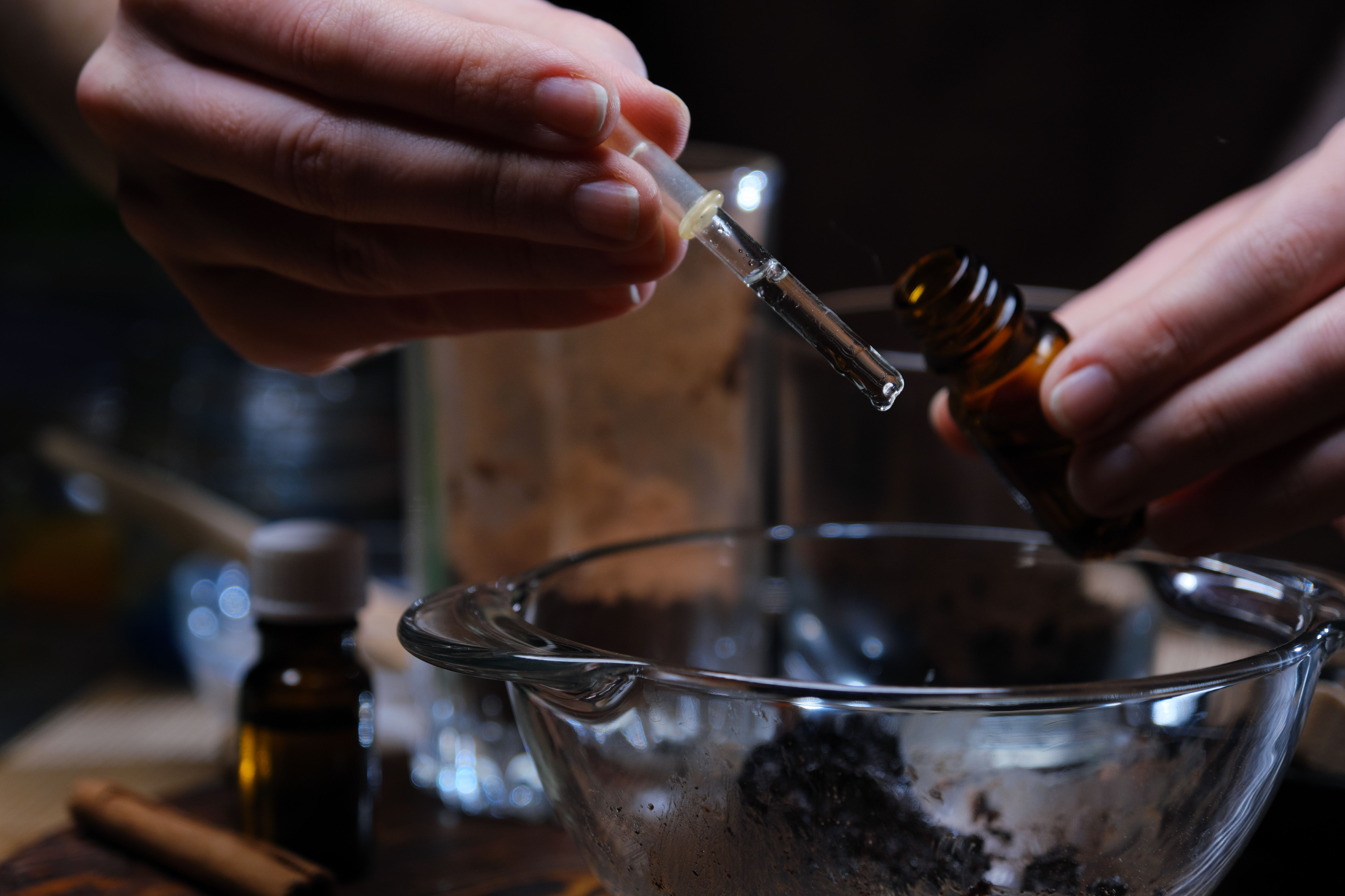 Making DIY body wash with coffee, cocoa, coconut oil and spices