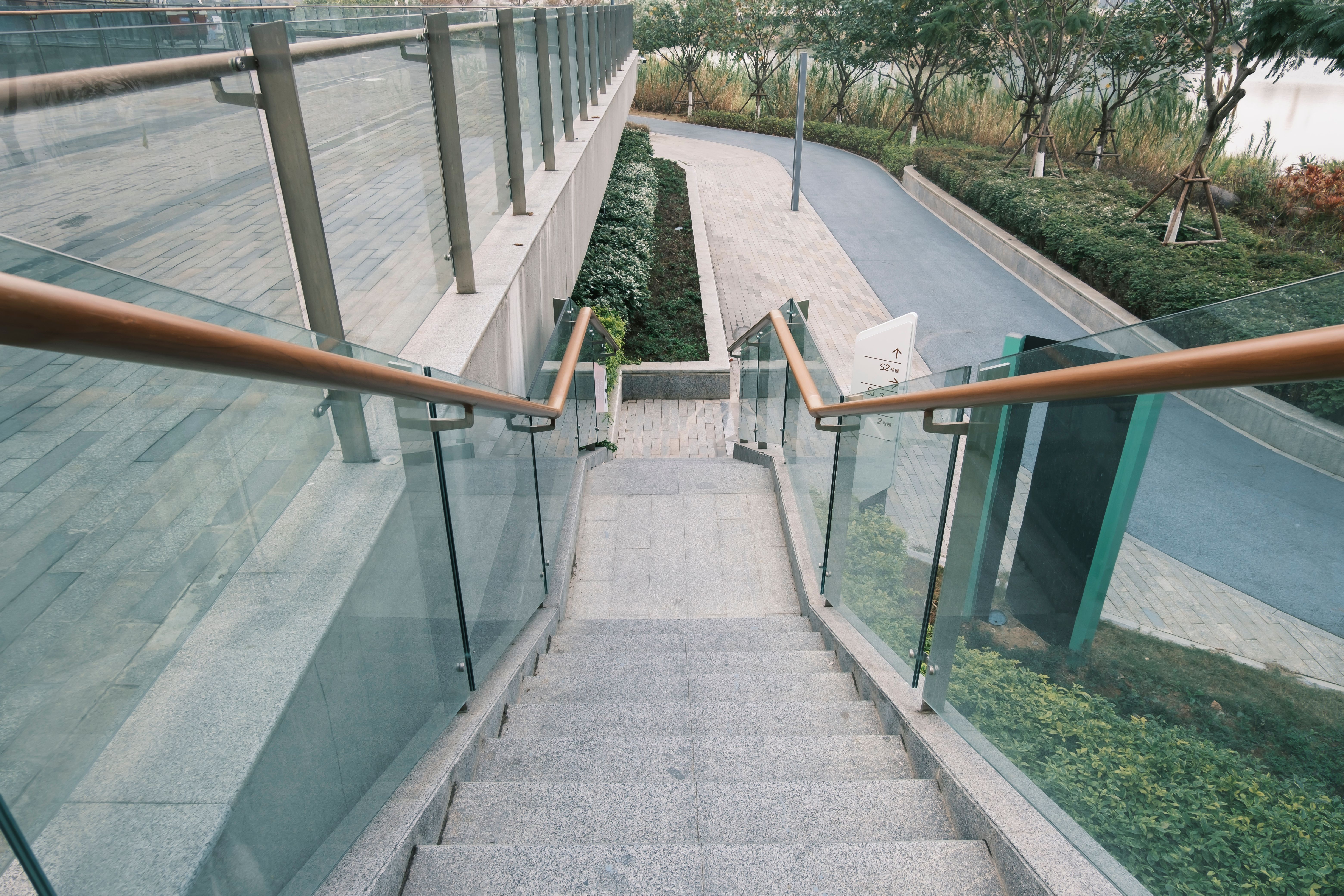 glass railing design