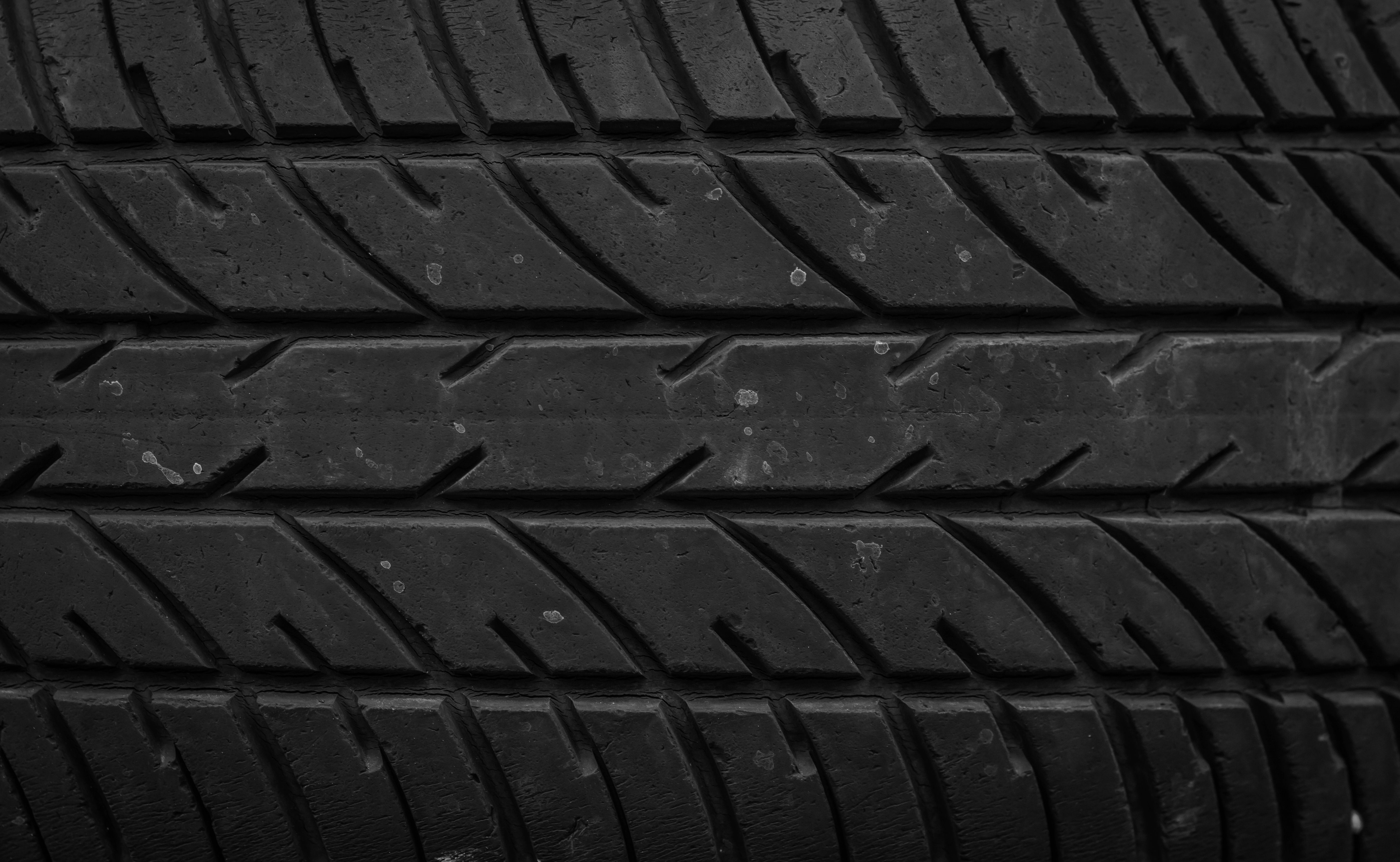 tire tread pattern