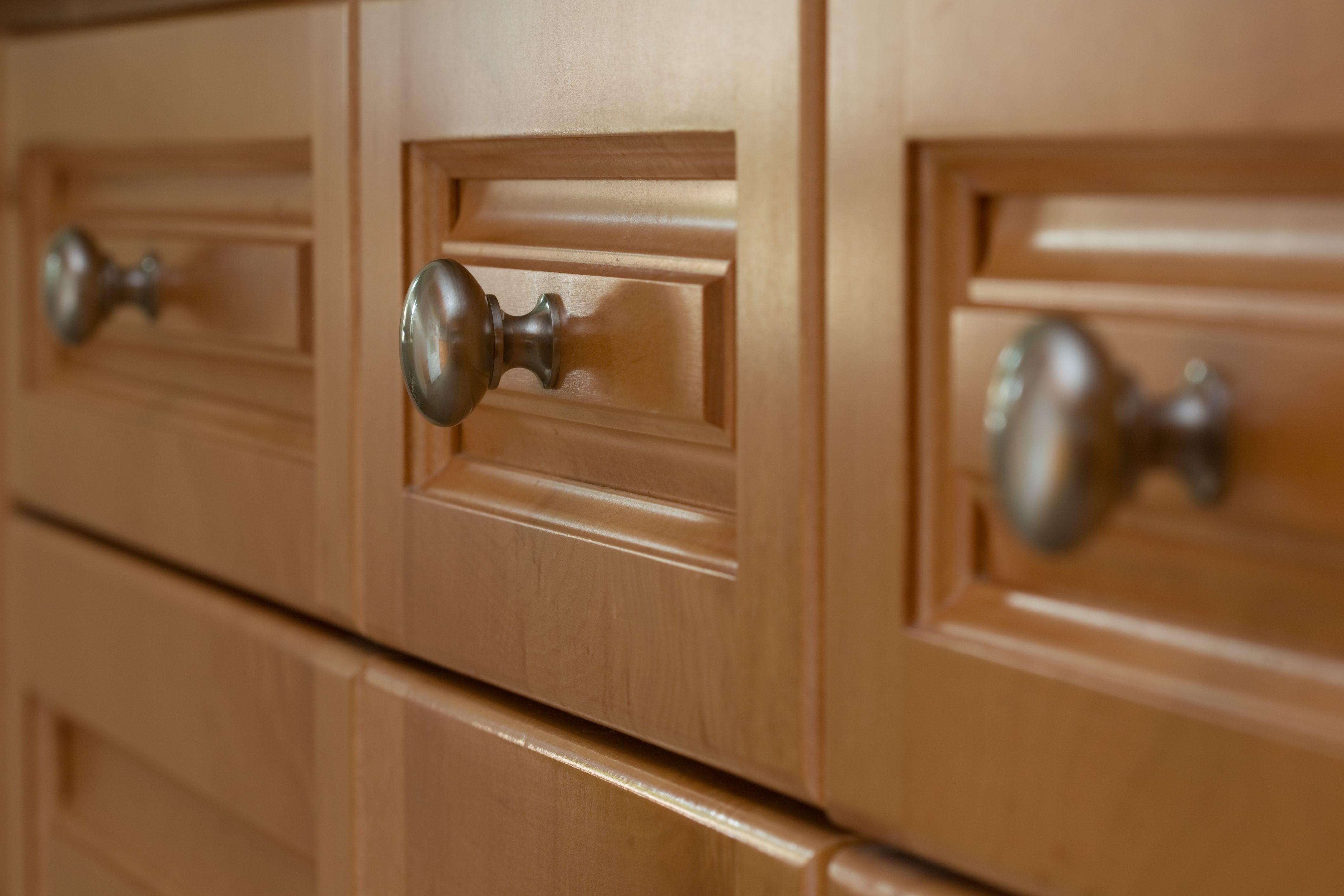 traditional cabinet knobs
