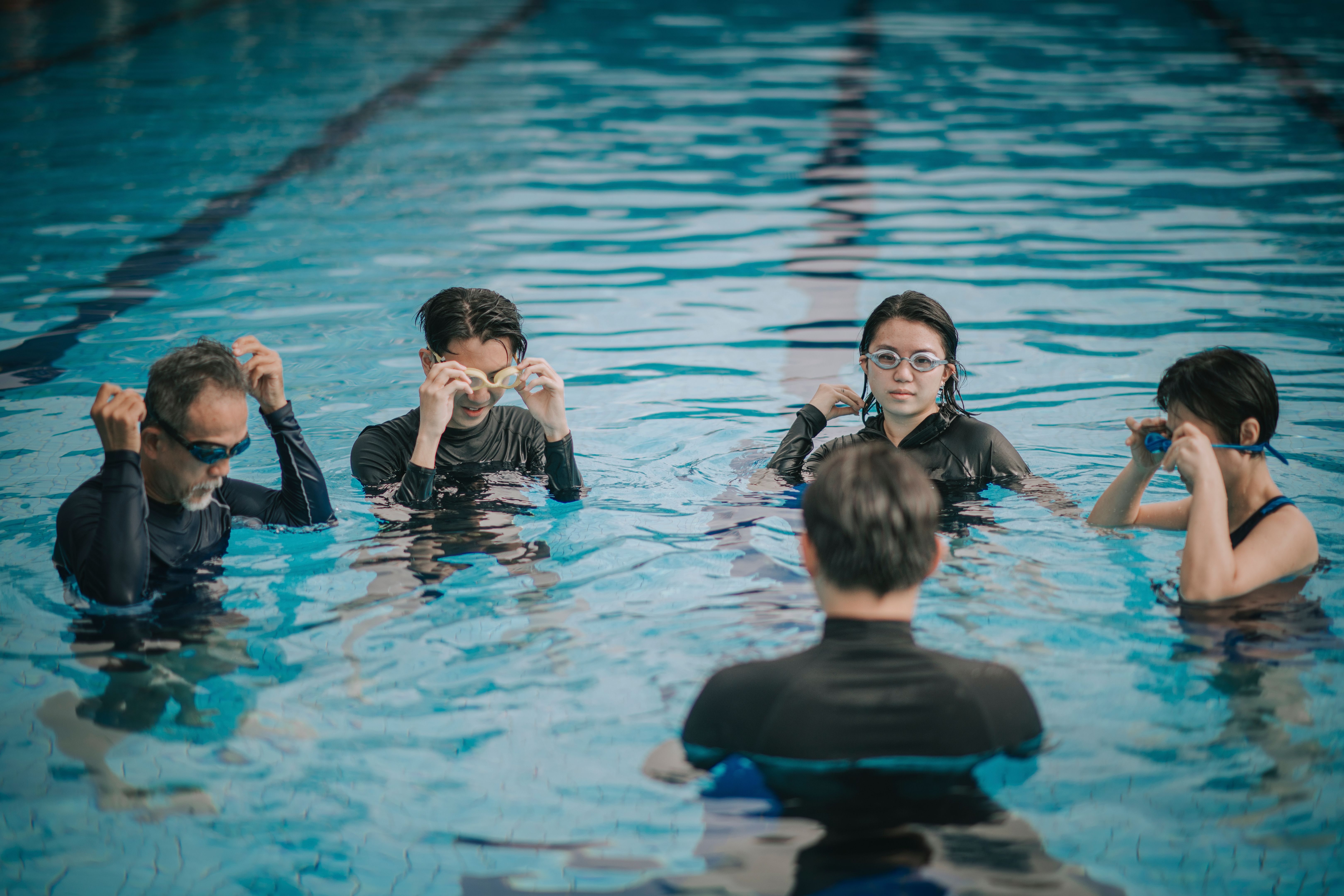 group swimming class