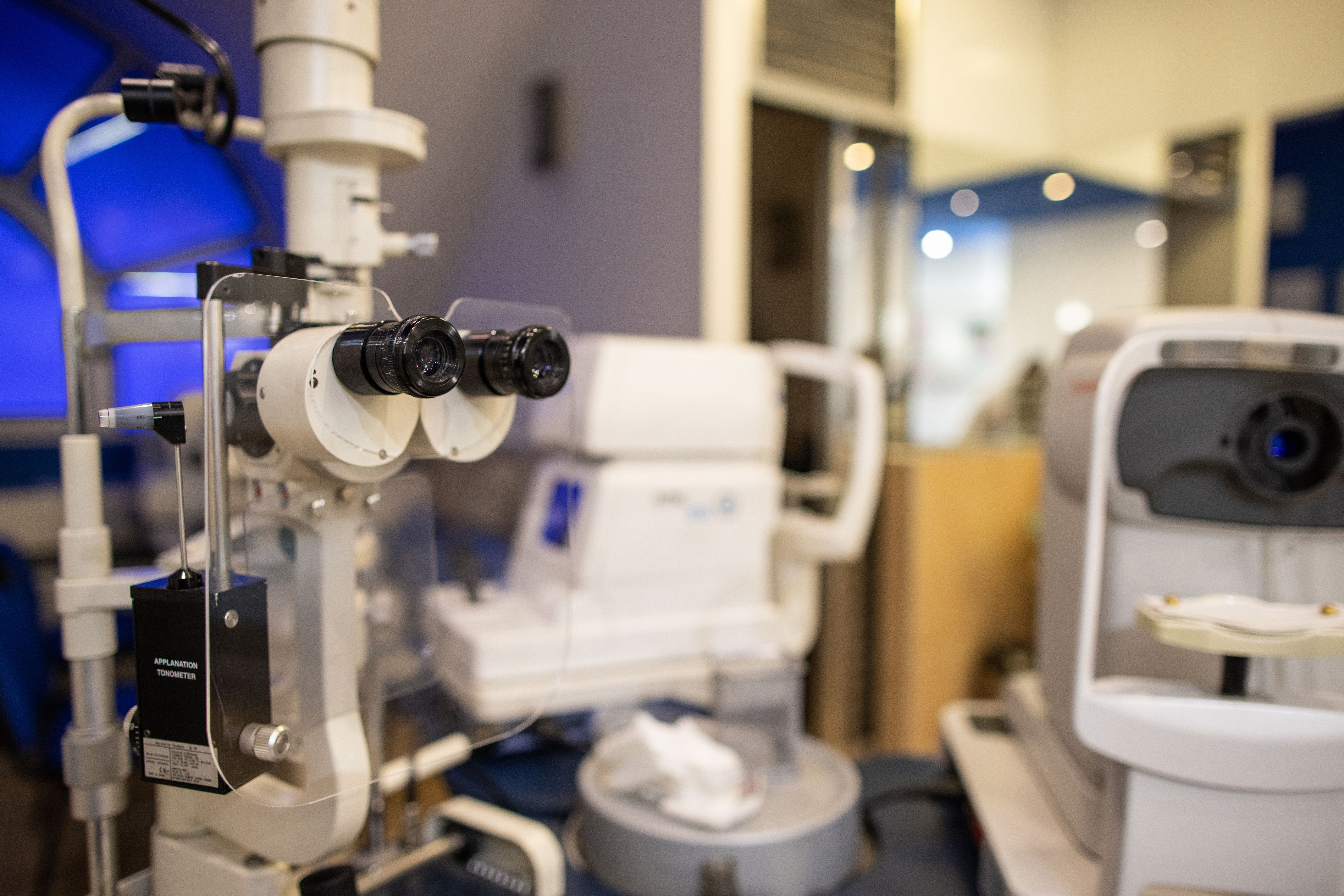 Optometry equipment