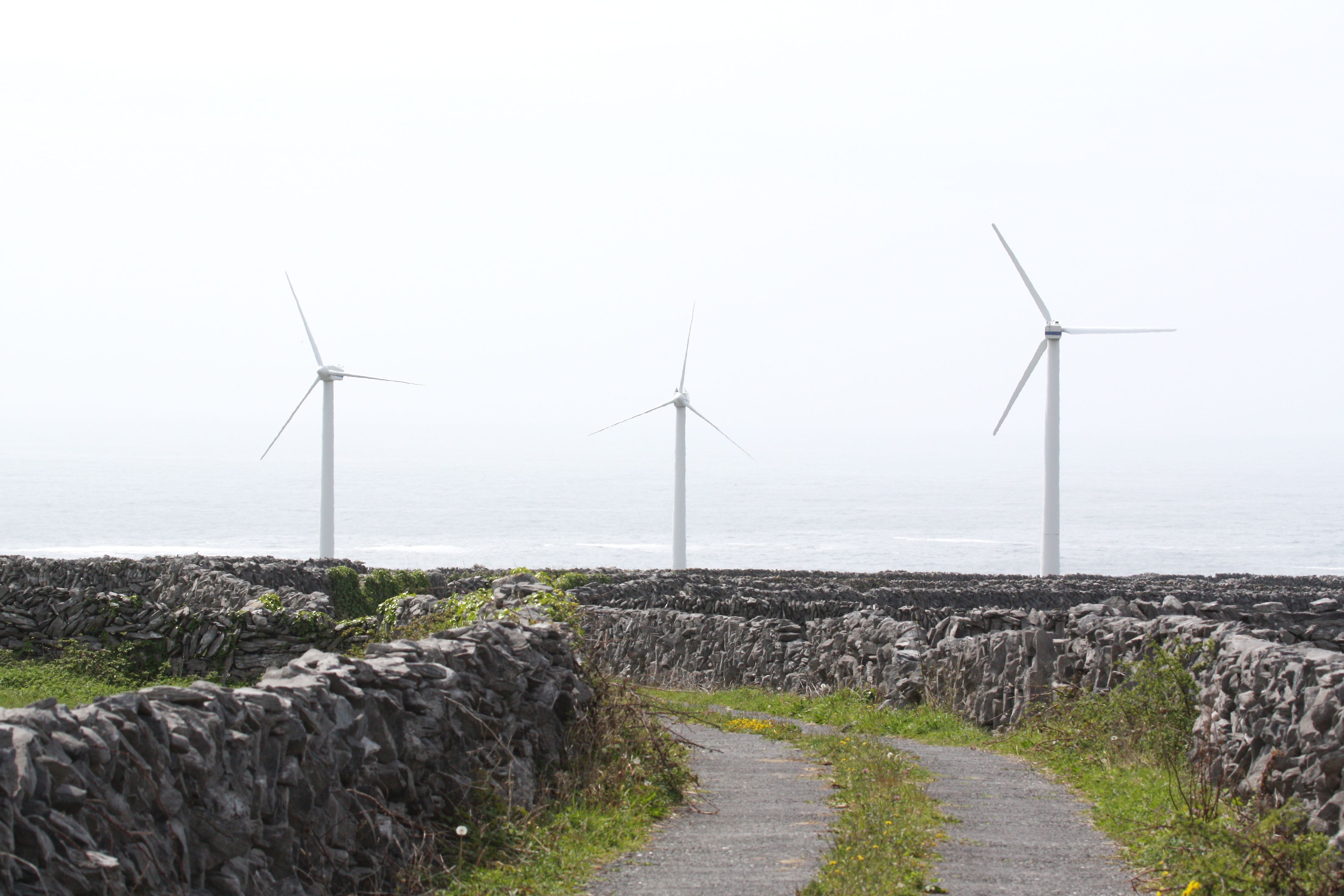 Alternative energy by the sea Alternative energy by the sea