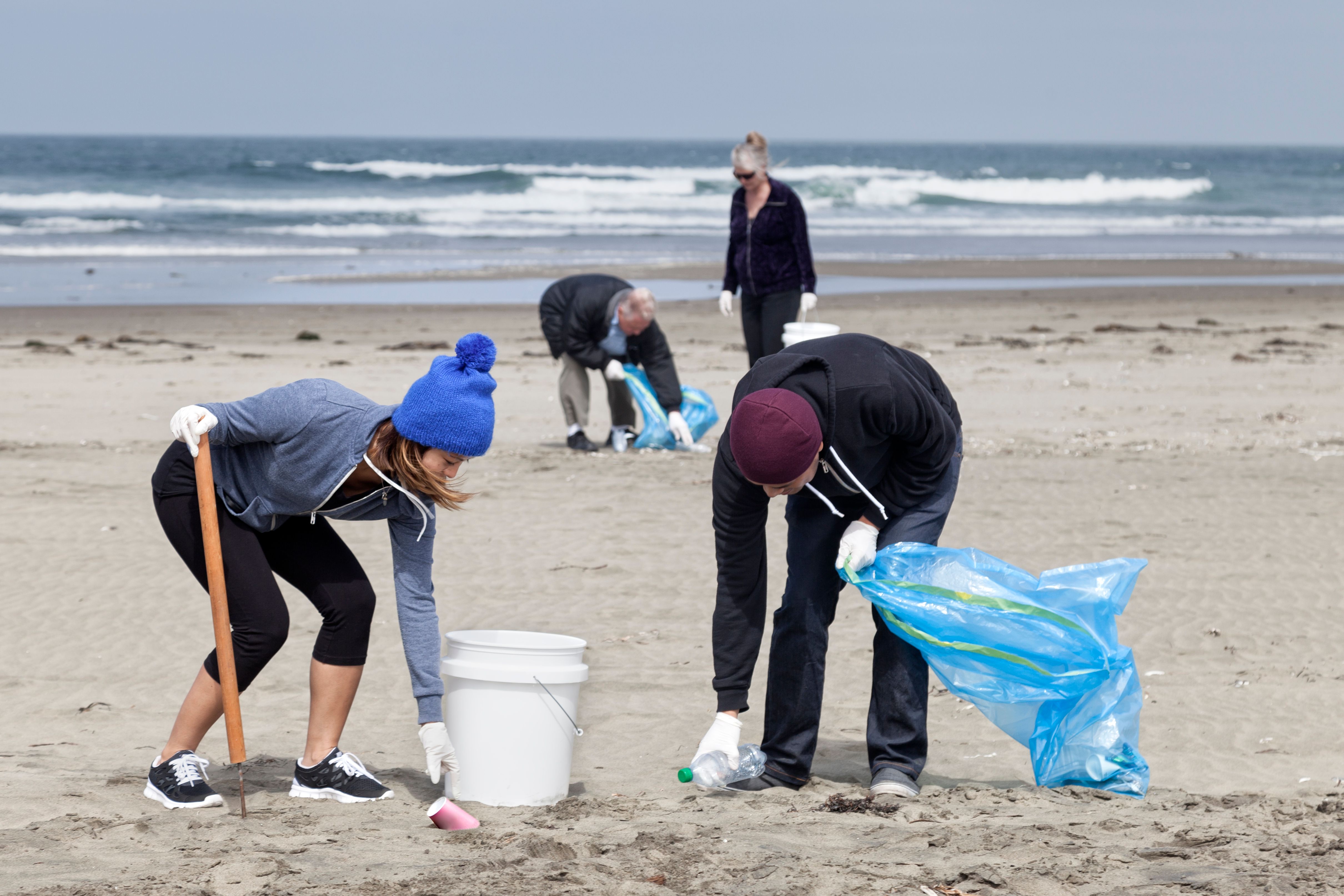 beach cleanup