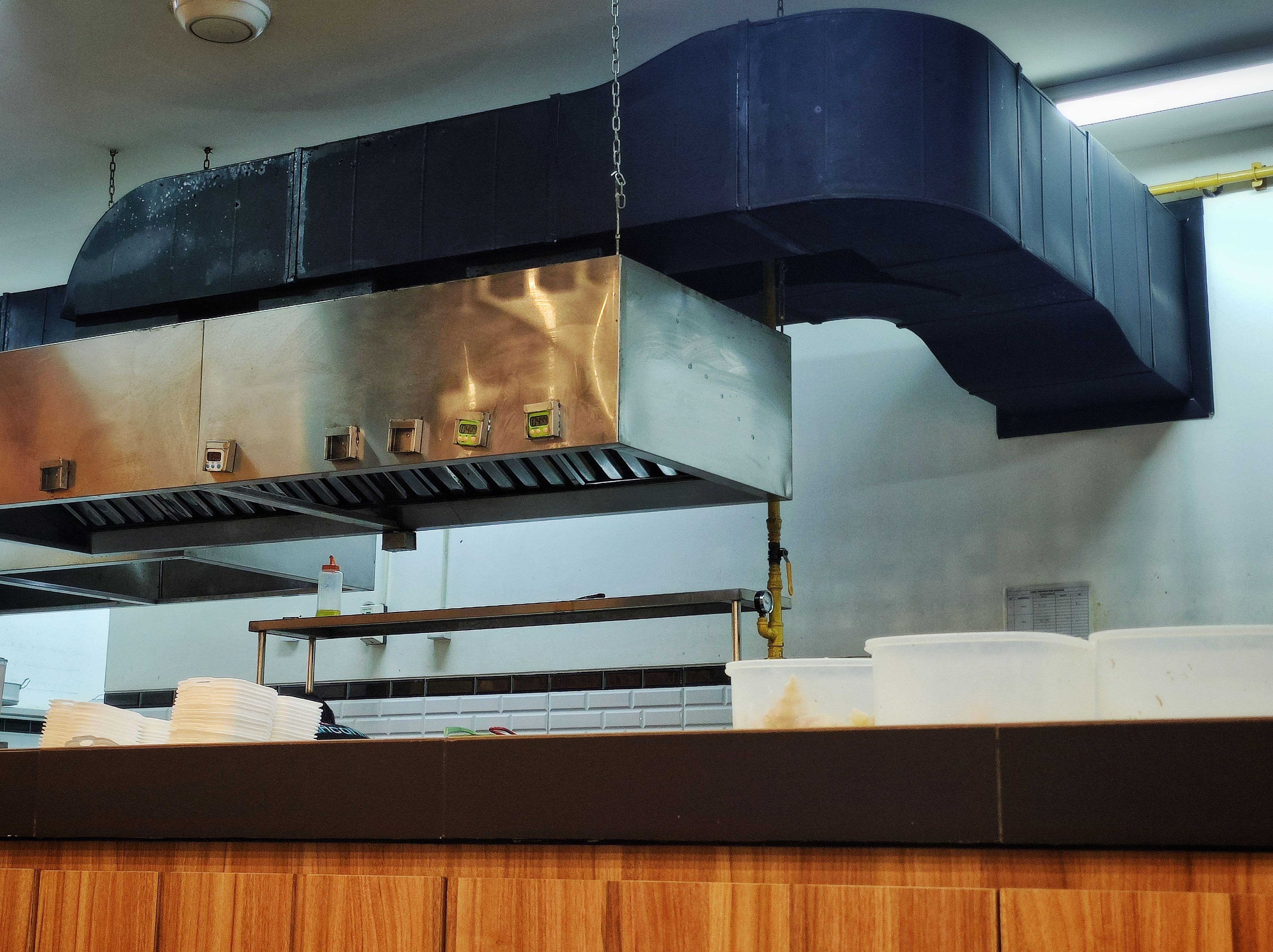 restaurant kitchen exhaust