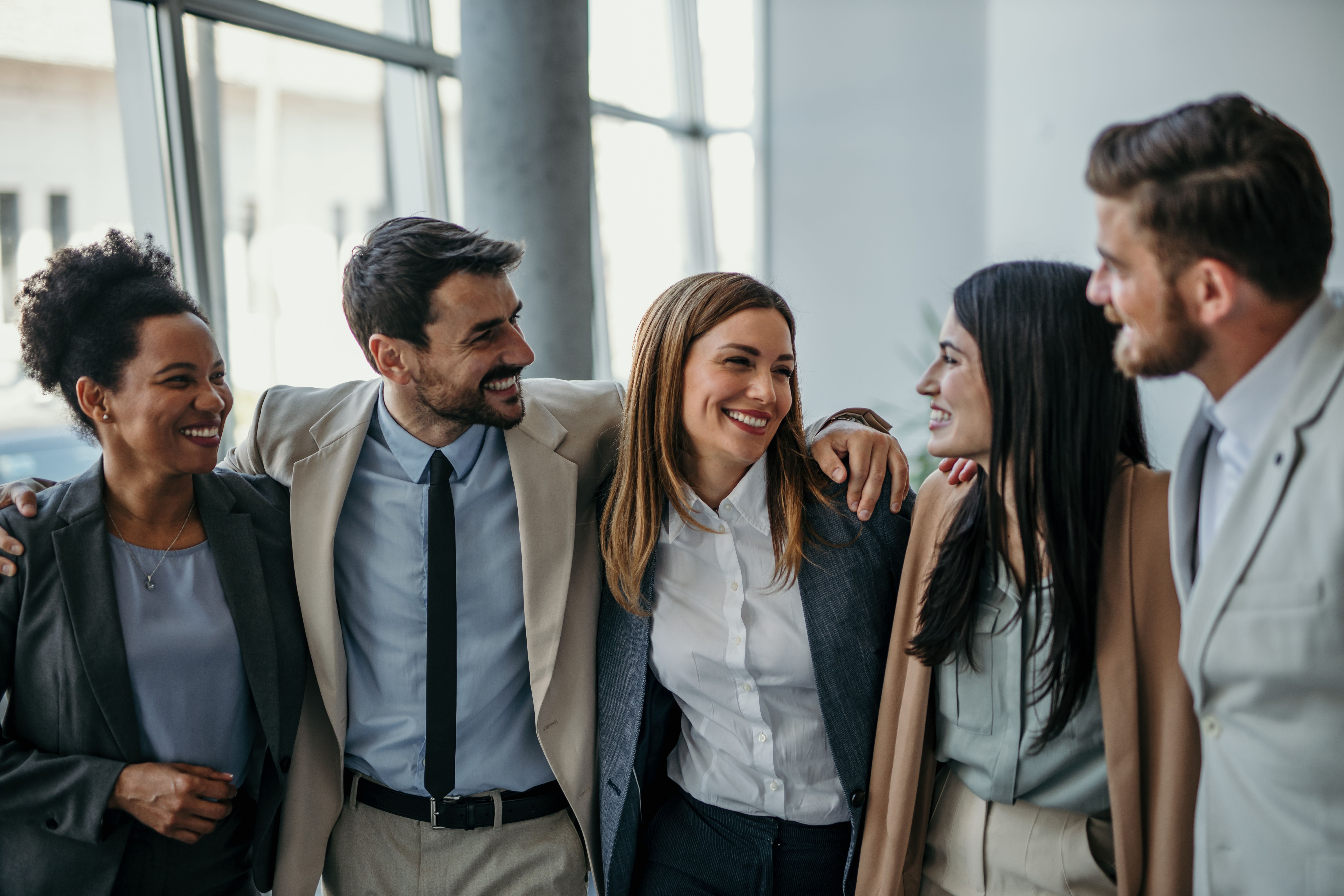 Nuestro equipo de negocios es el mejor