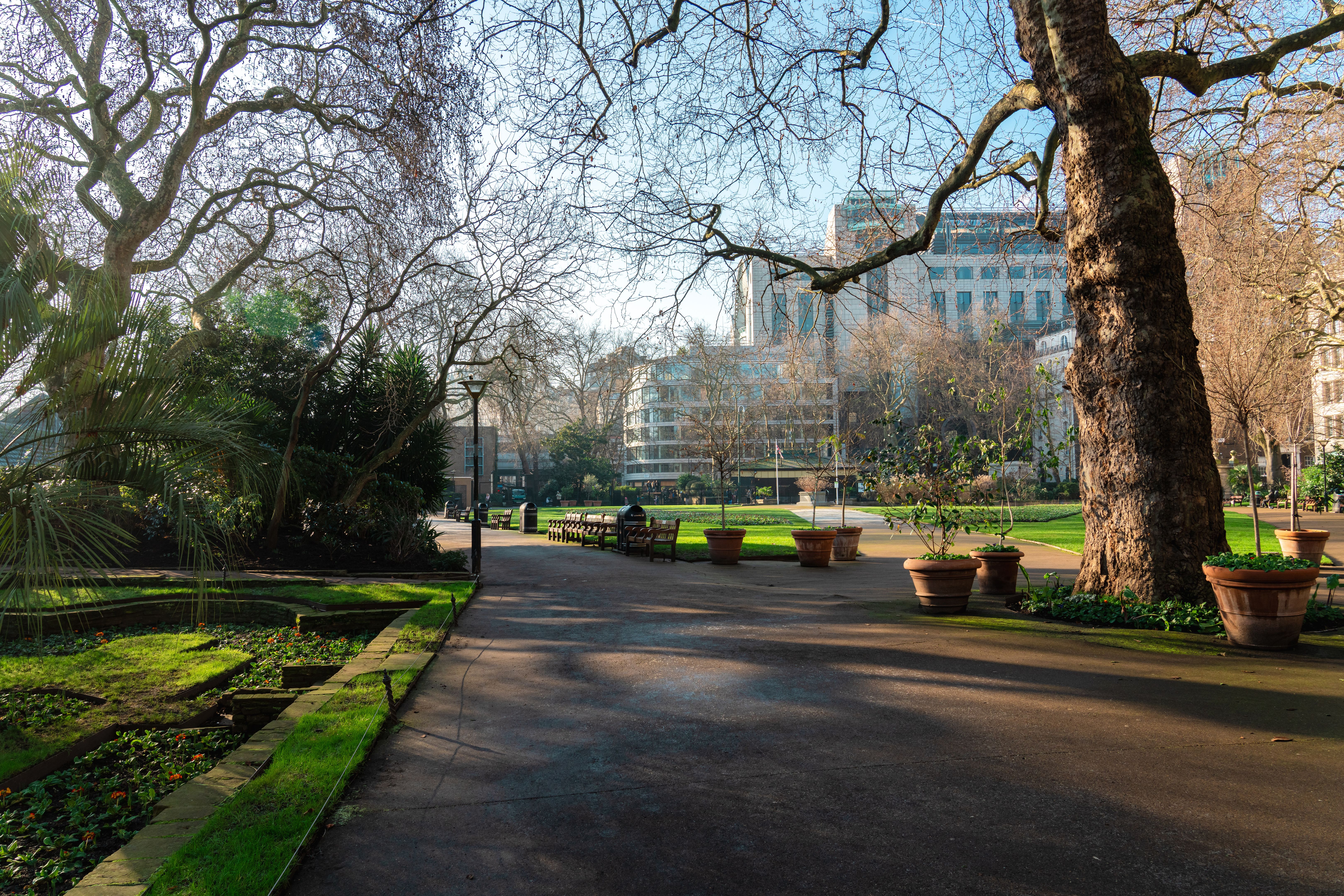 London spring gardens
