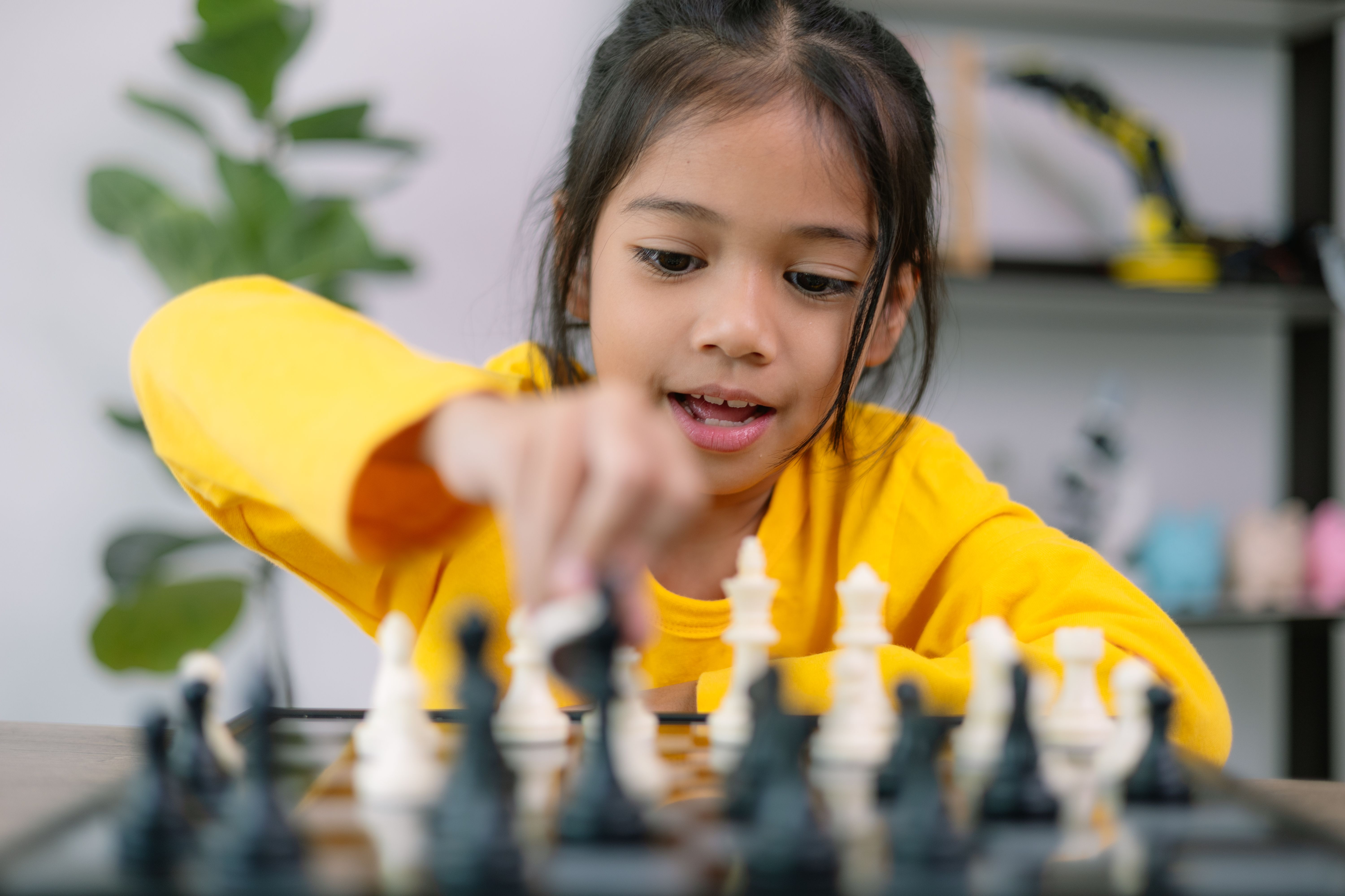 children learning chess
