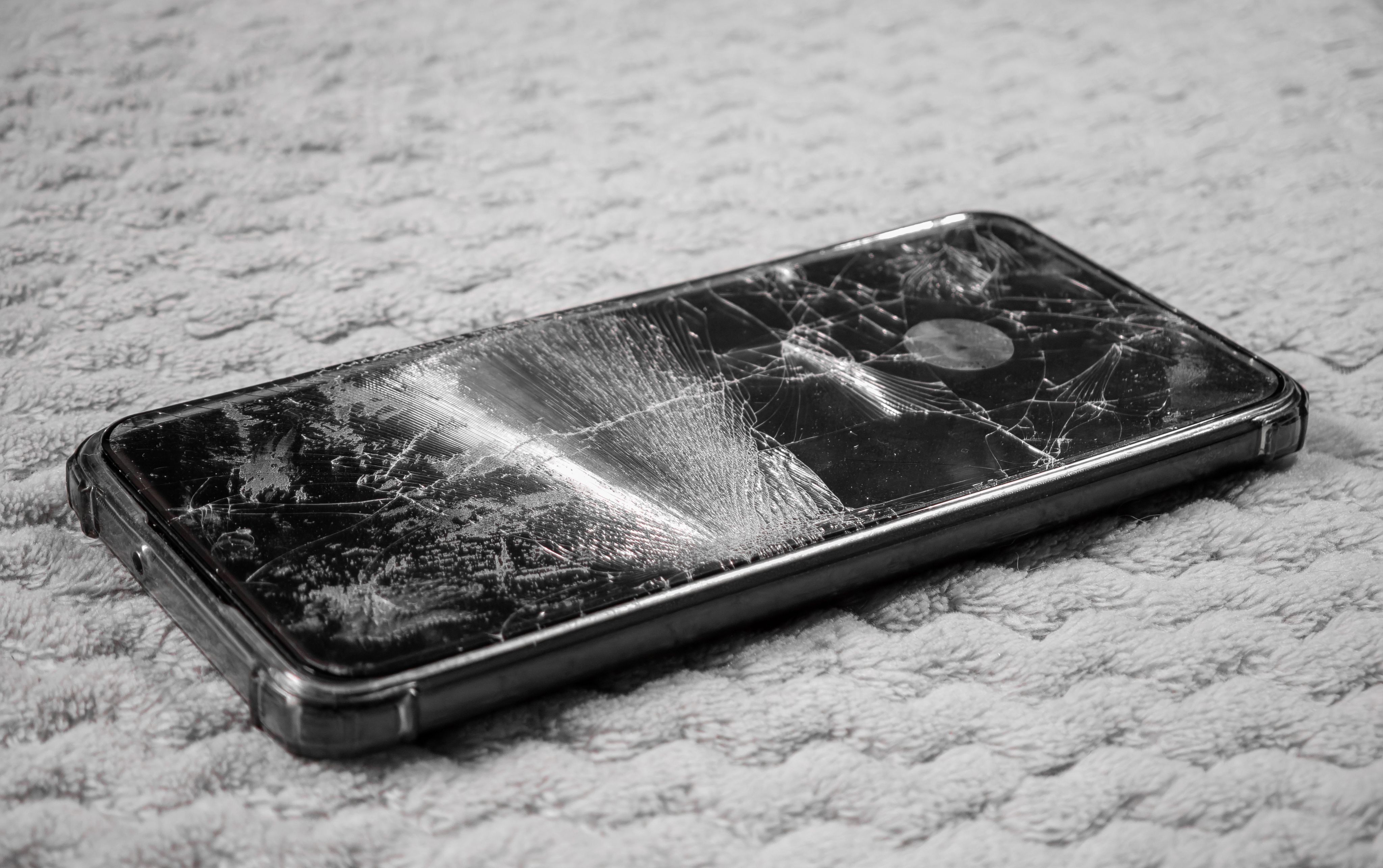 cracked phone screen