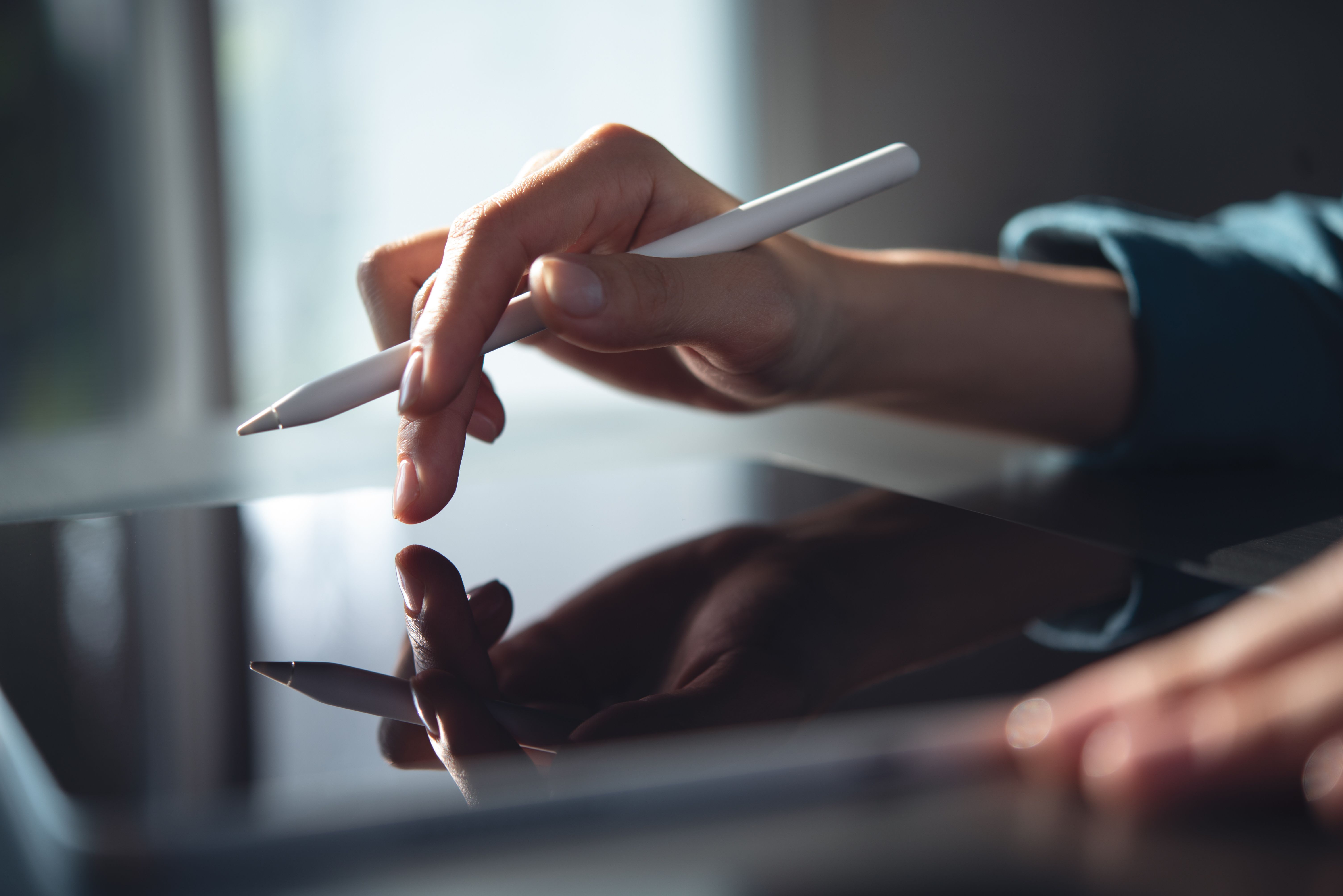 choosing graphic designer