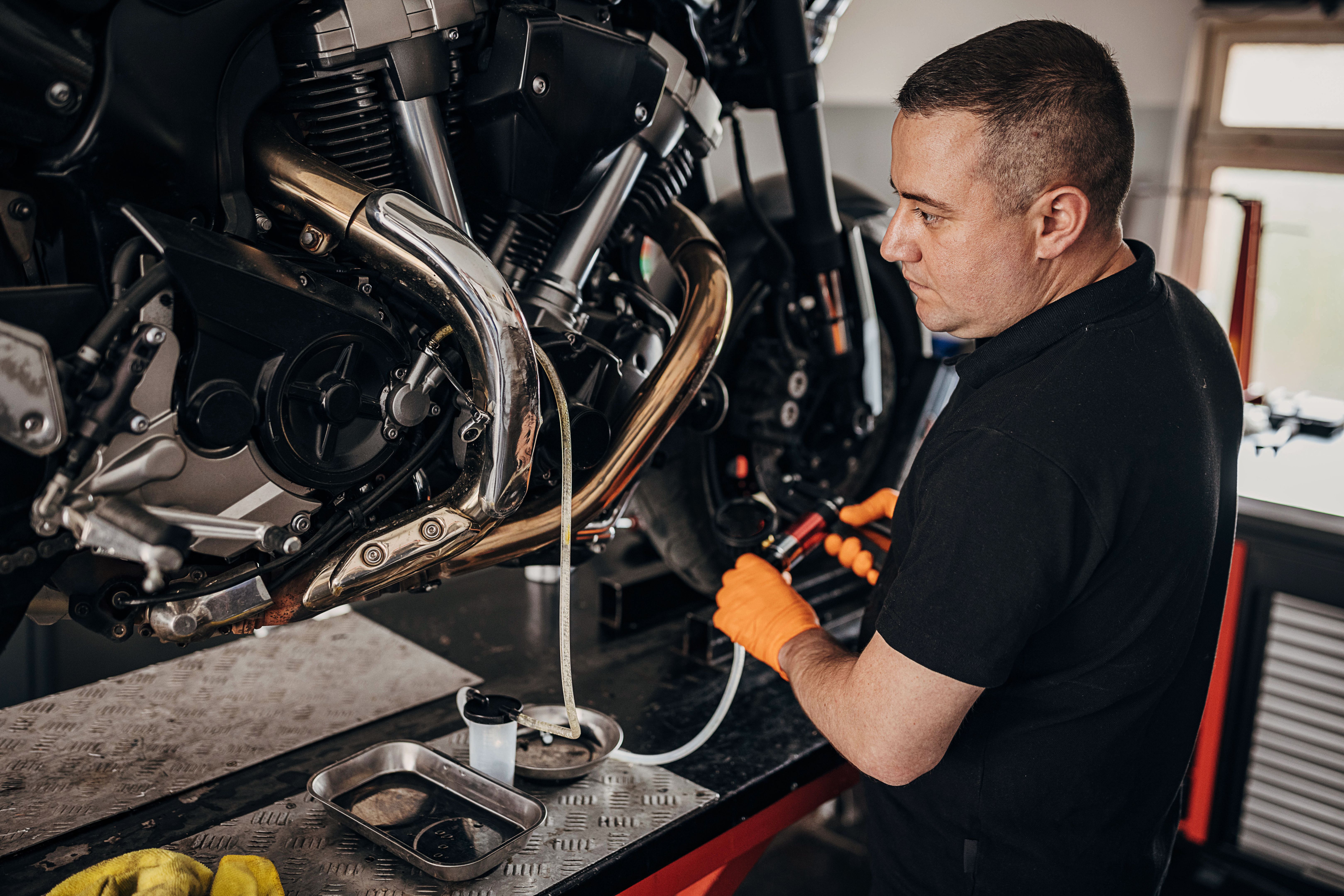 changing motorcycle oil