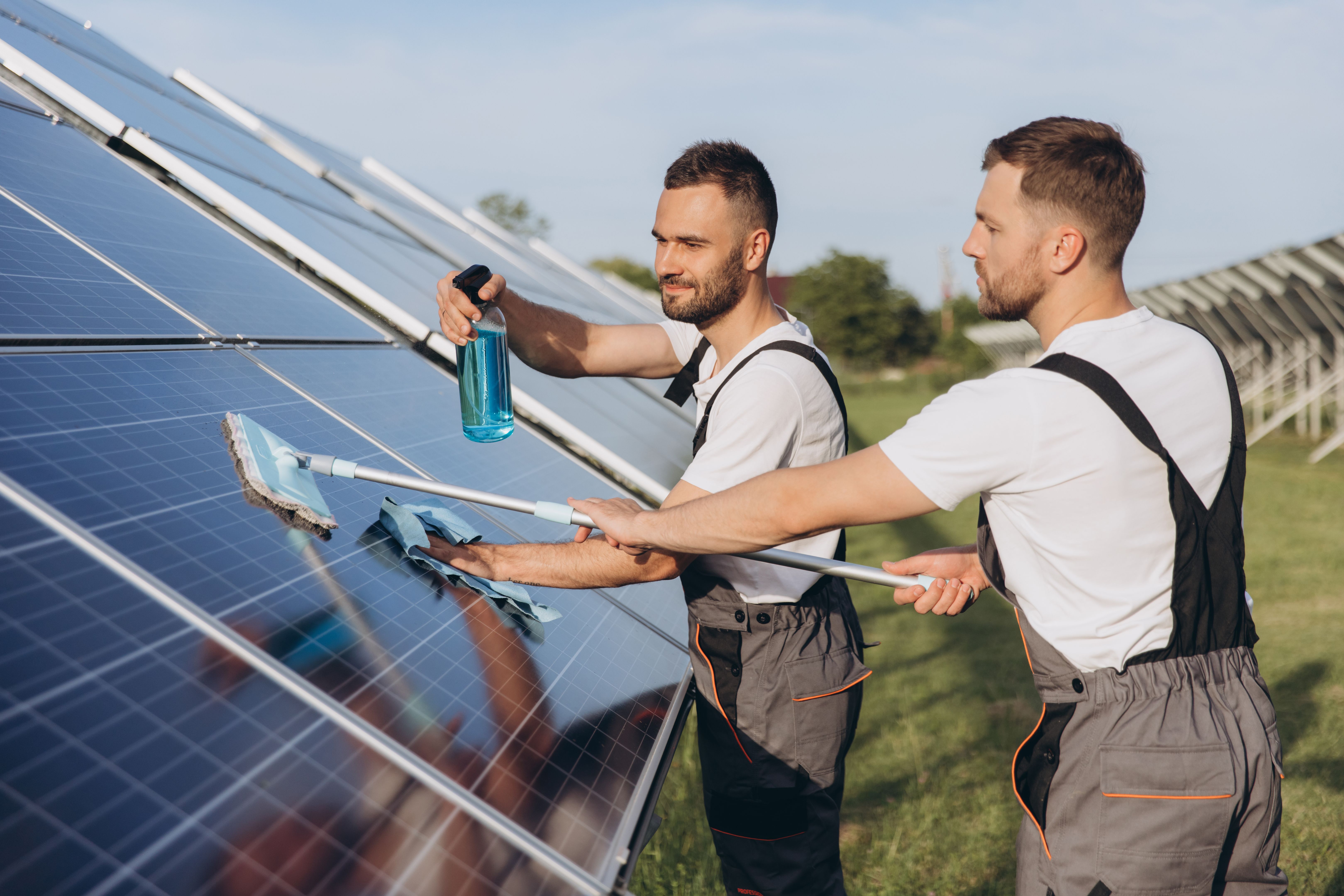 solar panels clean