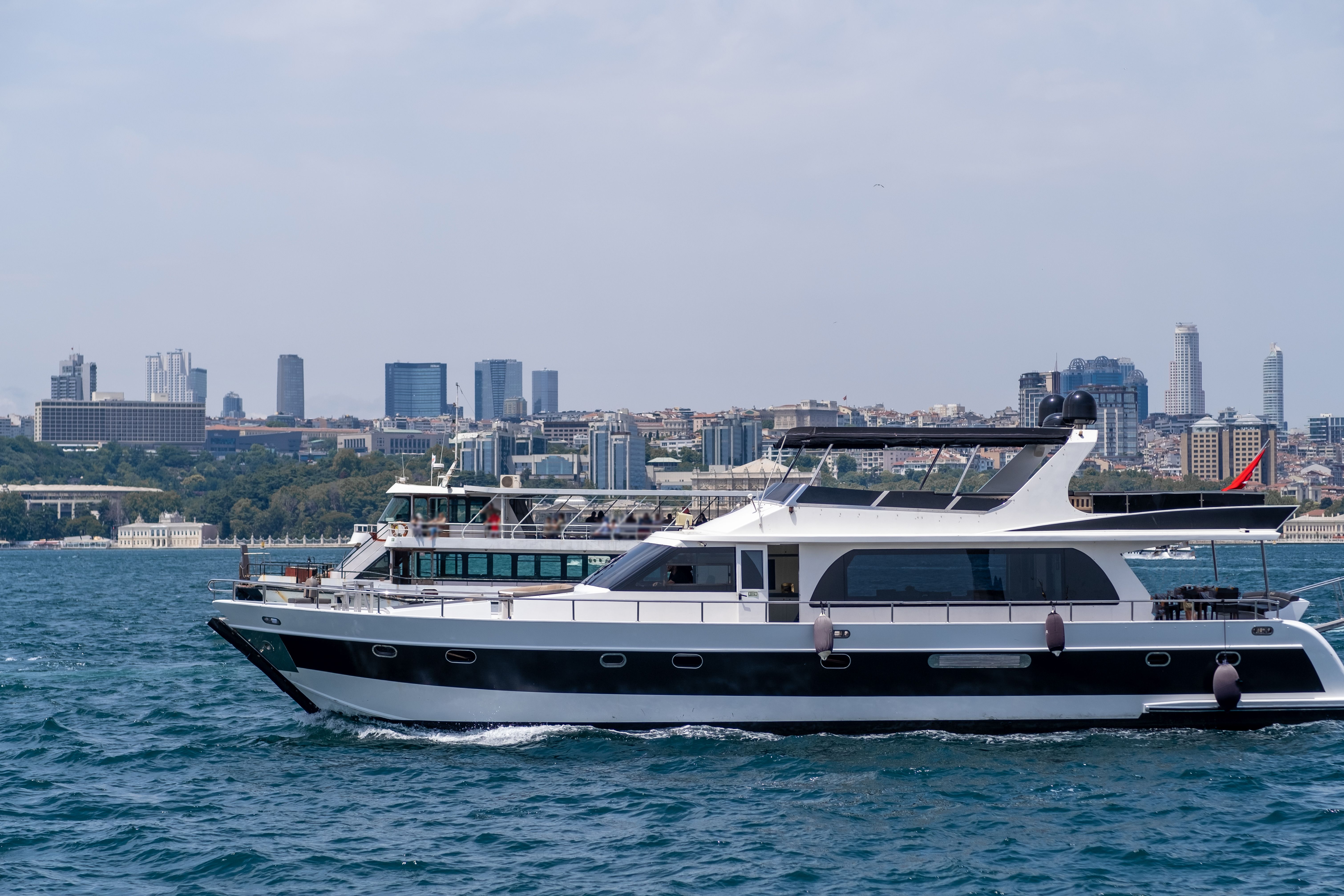 bosporus yacht