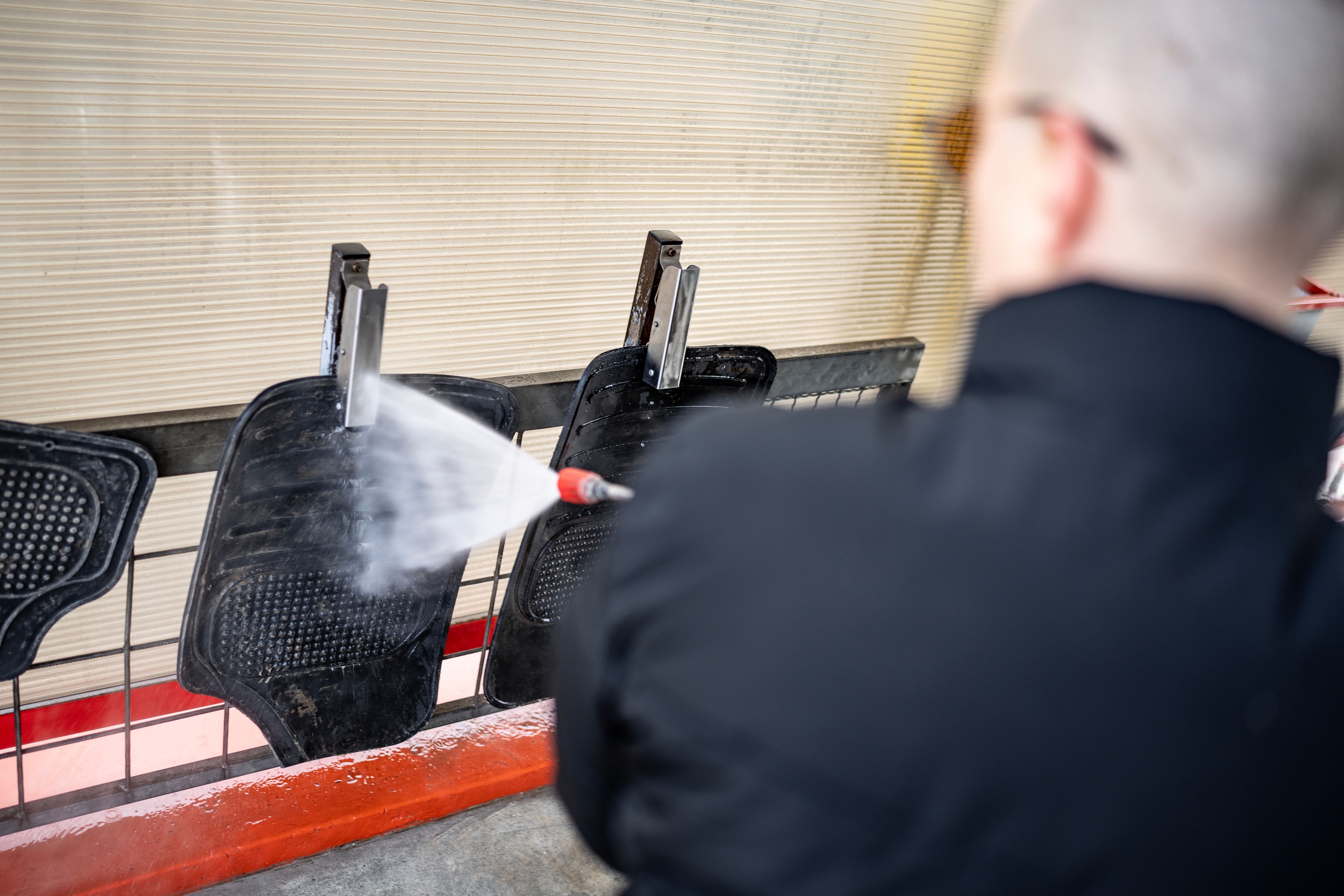 car cleaning service