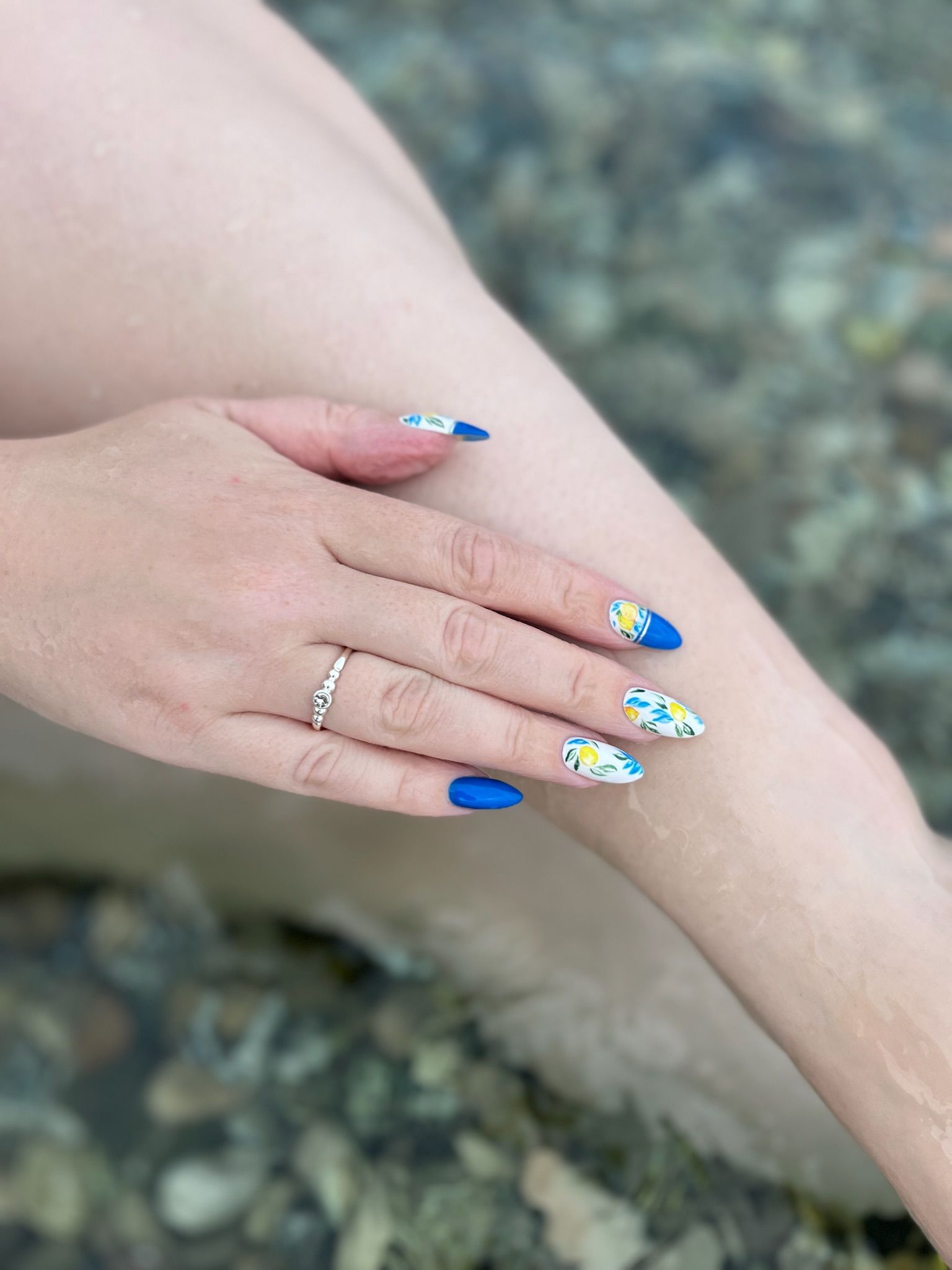 bright summer nails