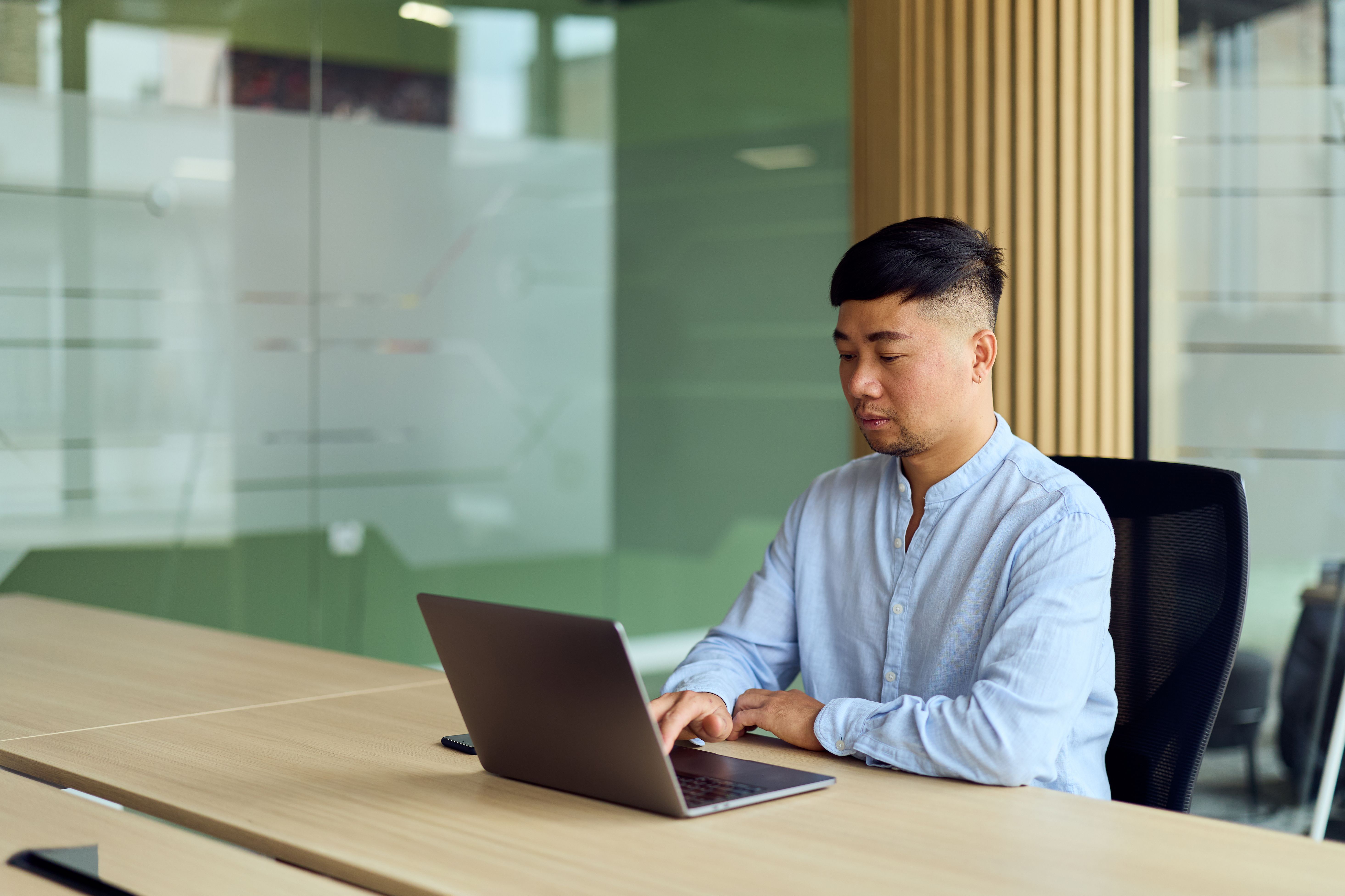 school furniture store