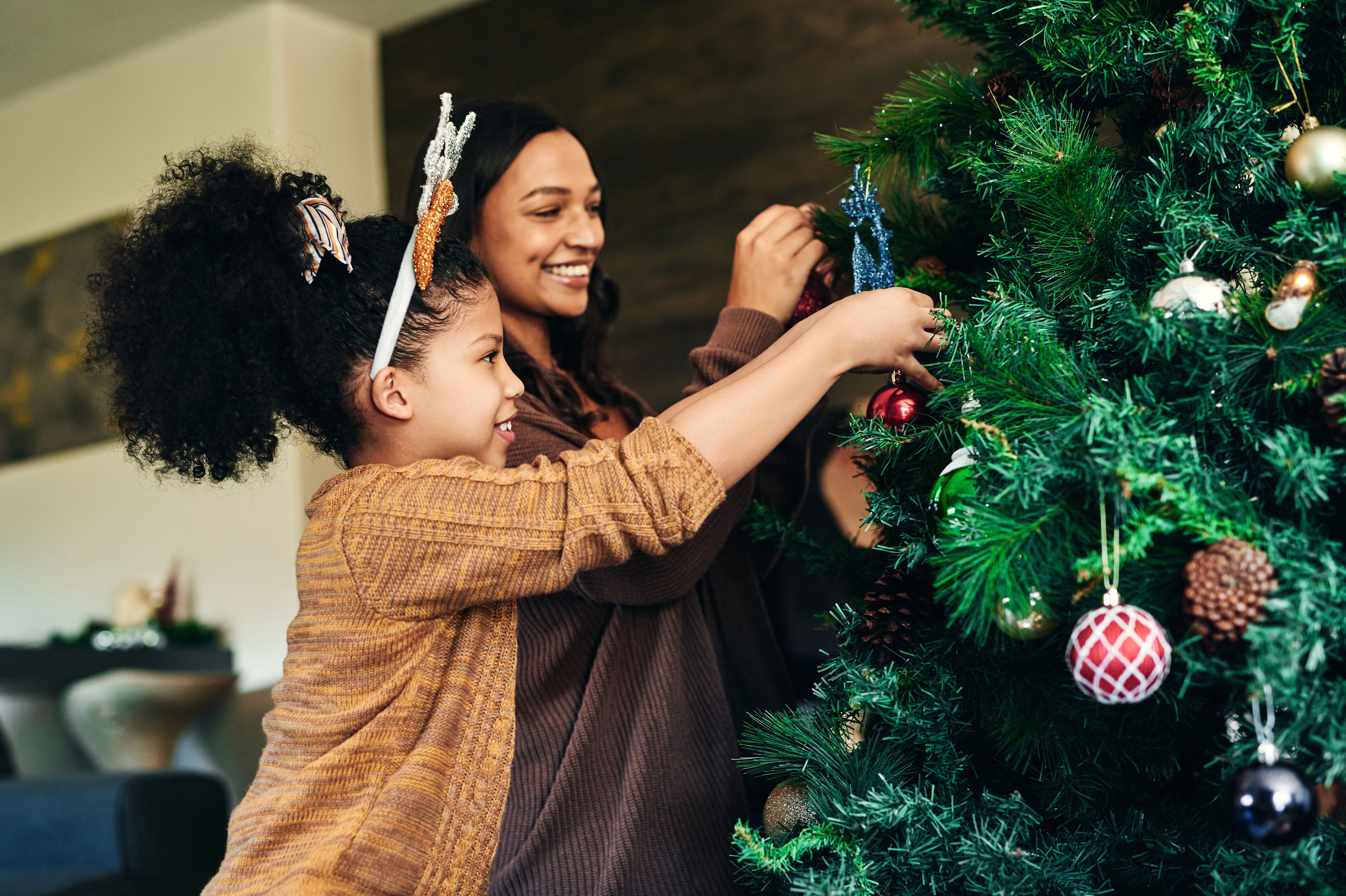 family decorating