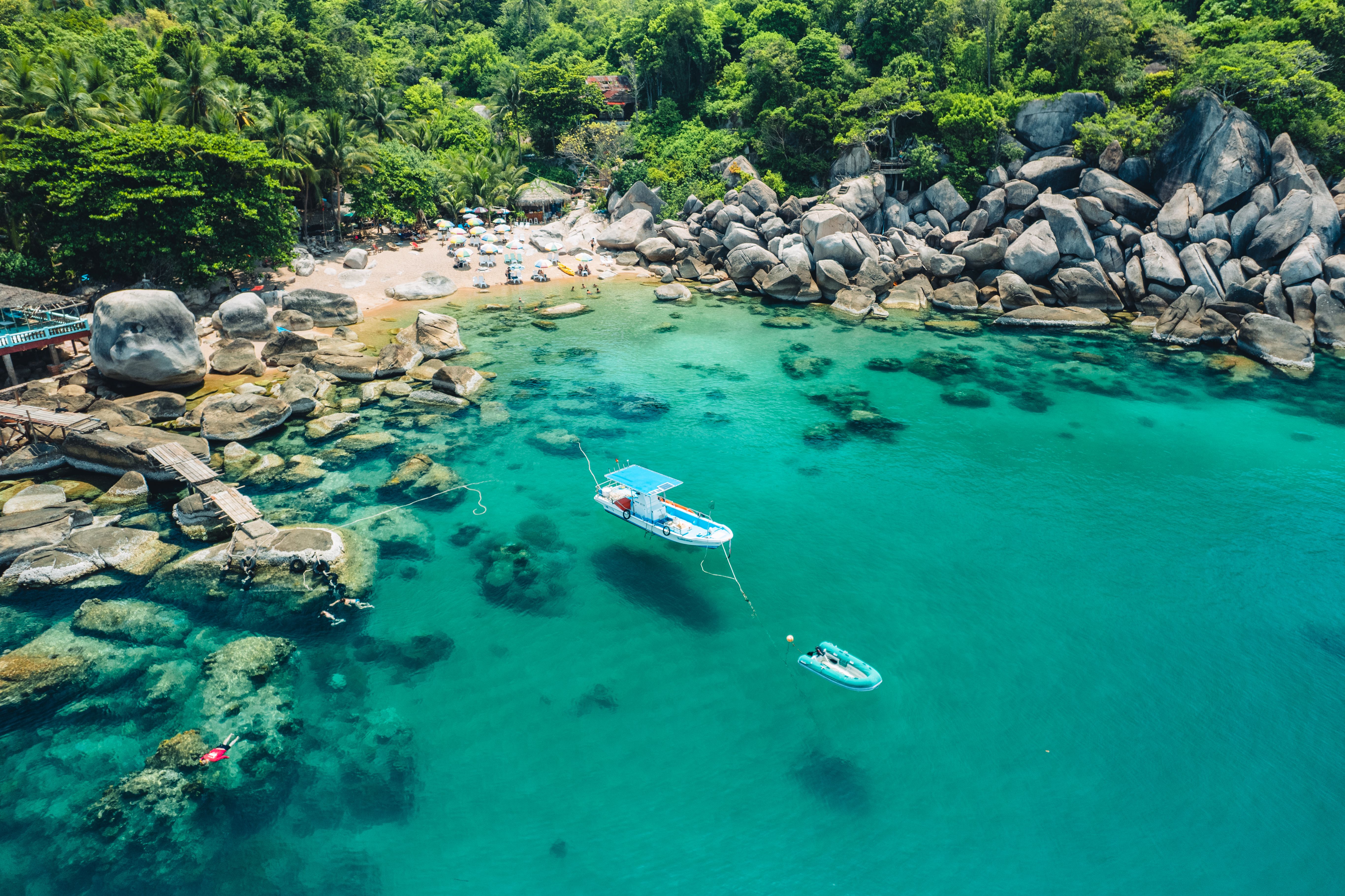 Bay and boat trips at Koh Tao