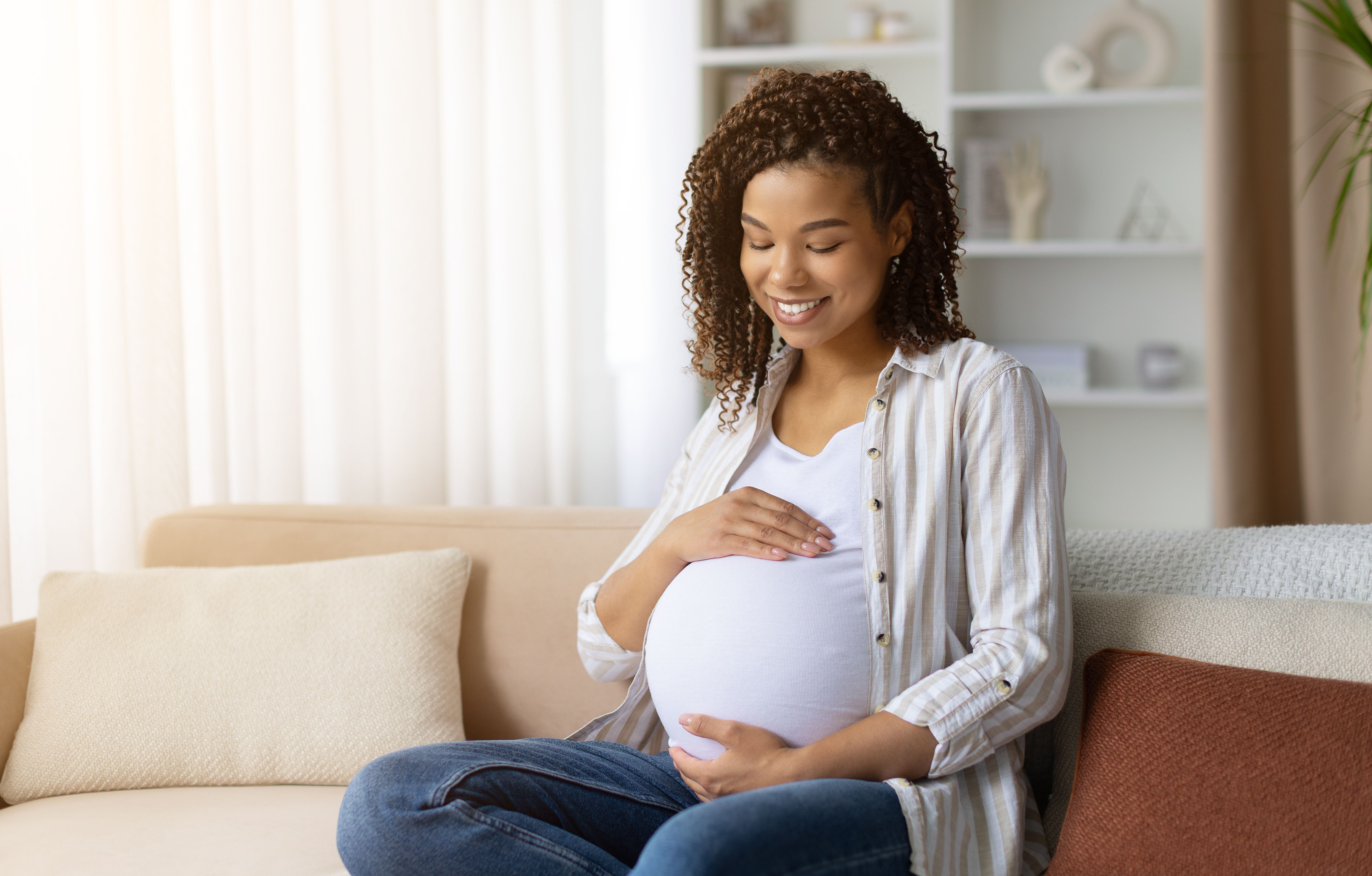 pregnant woman doula