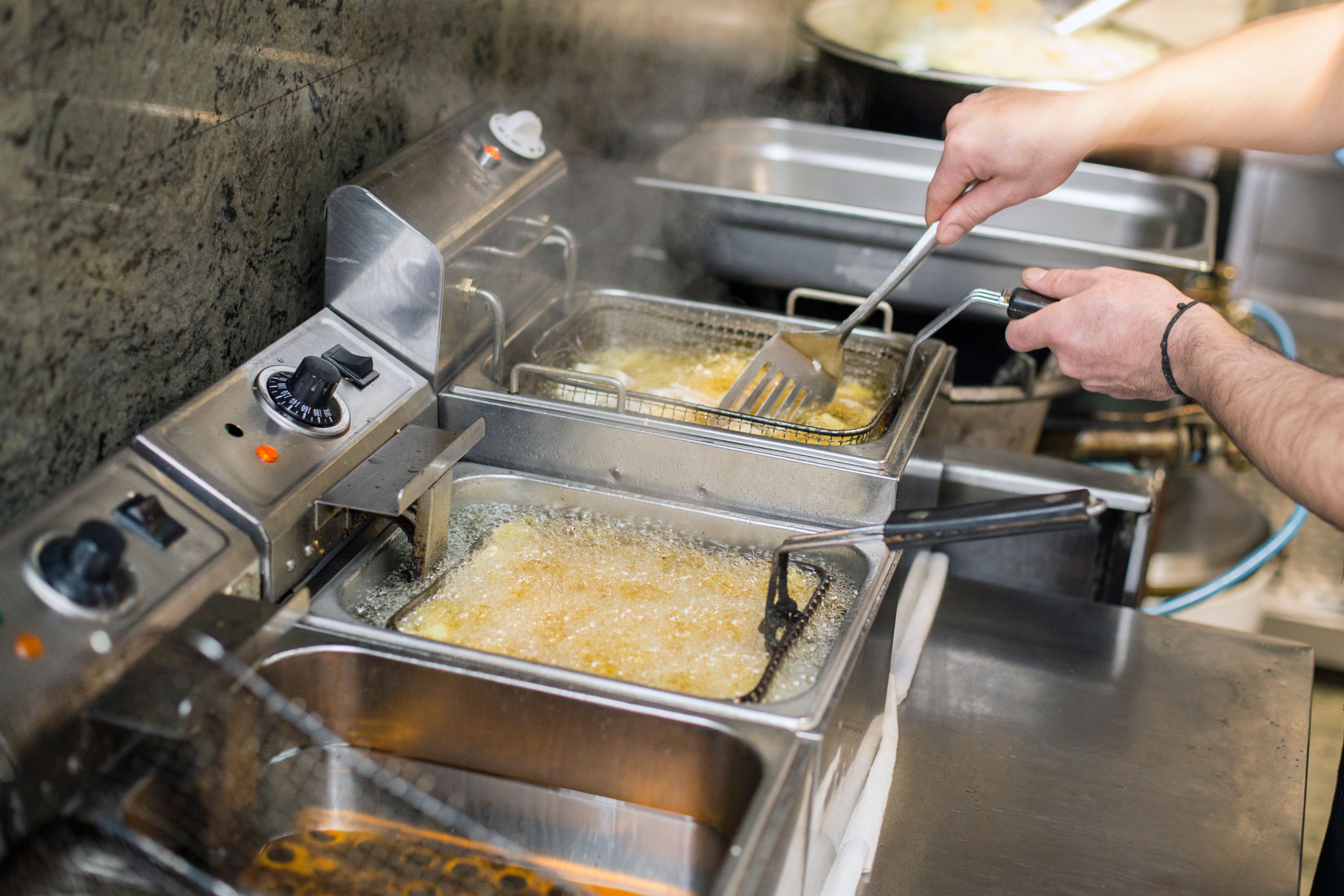 fryer kitchen