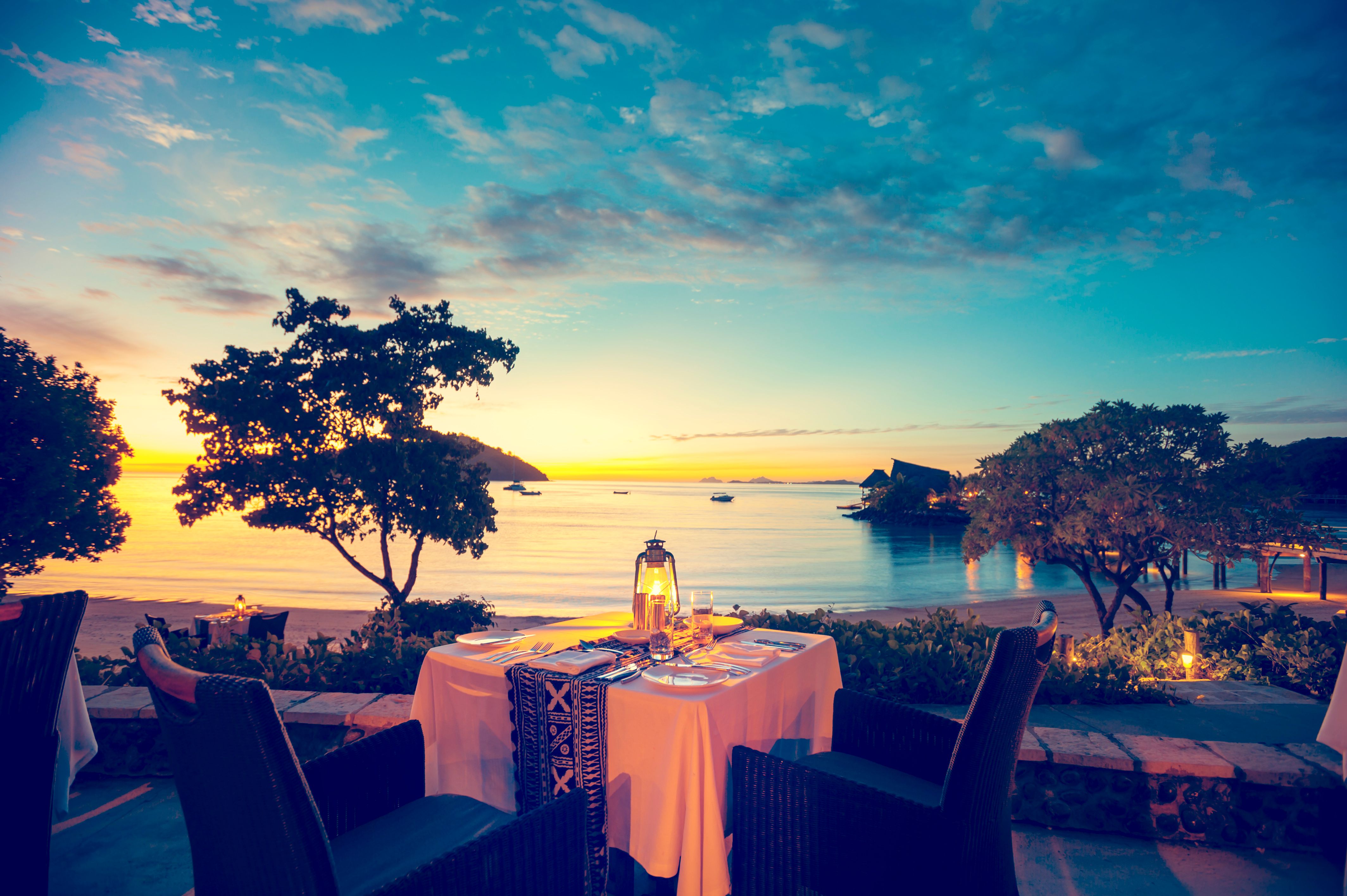 seaside dining