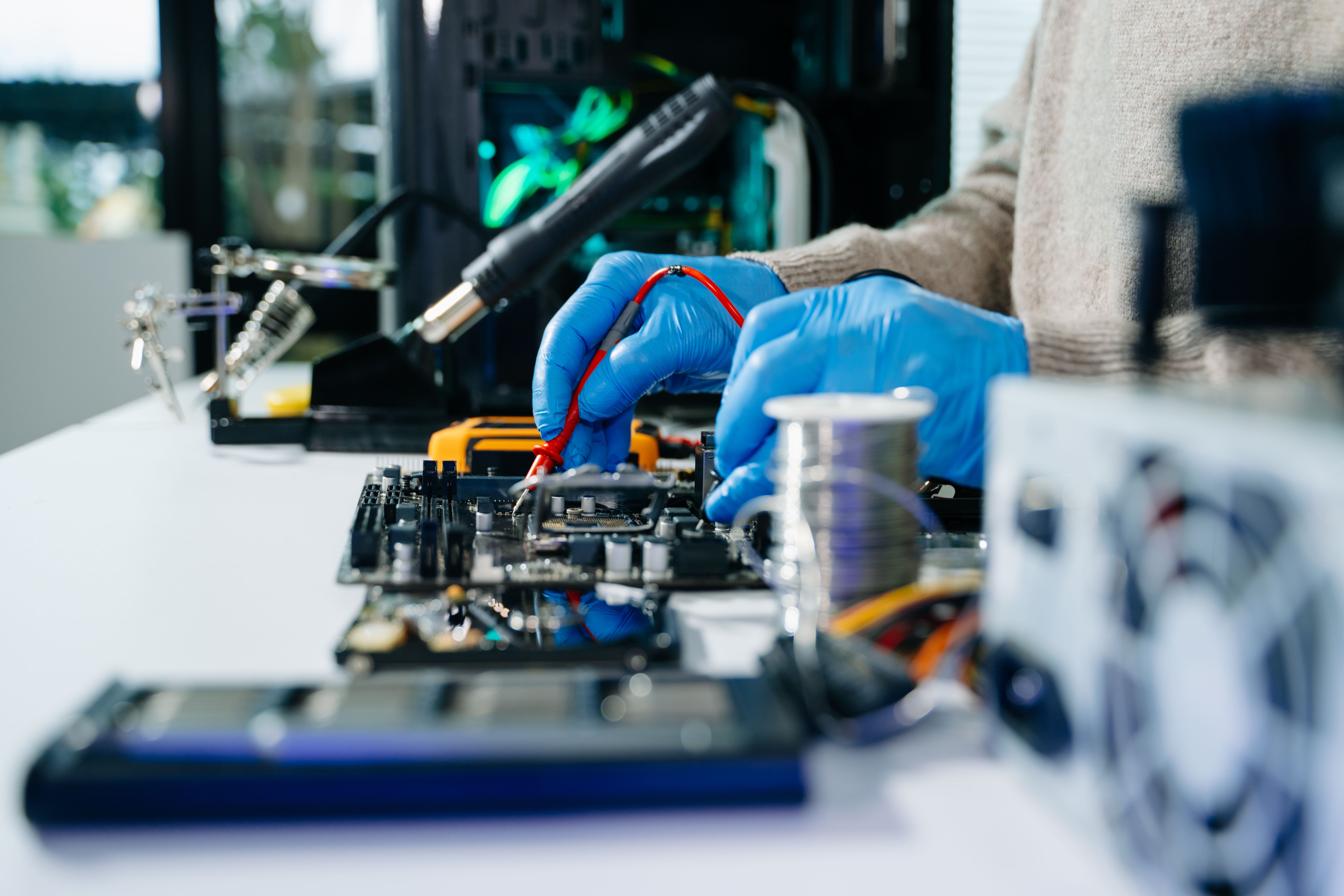 technician repairing phone