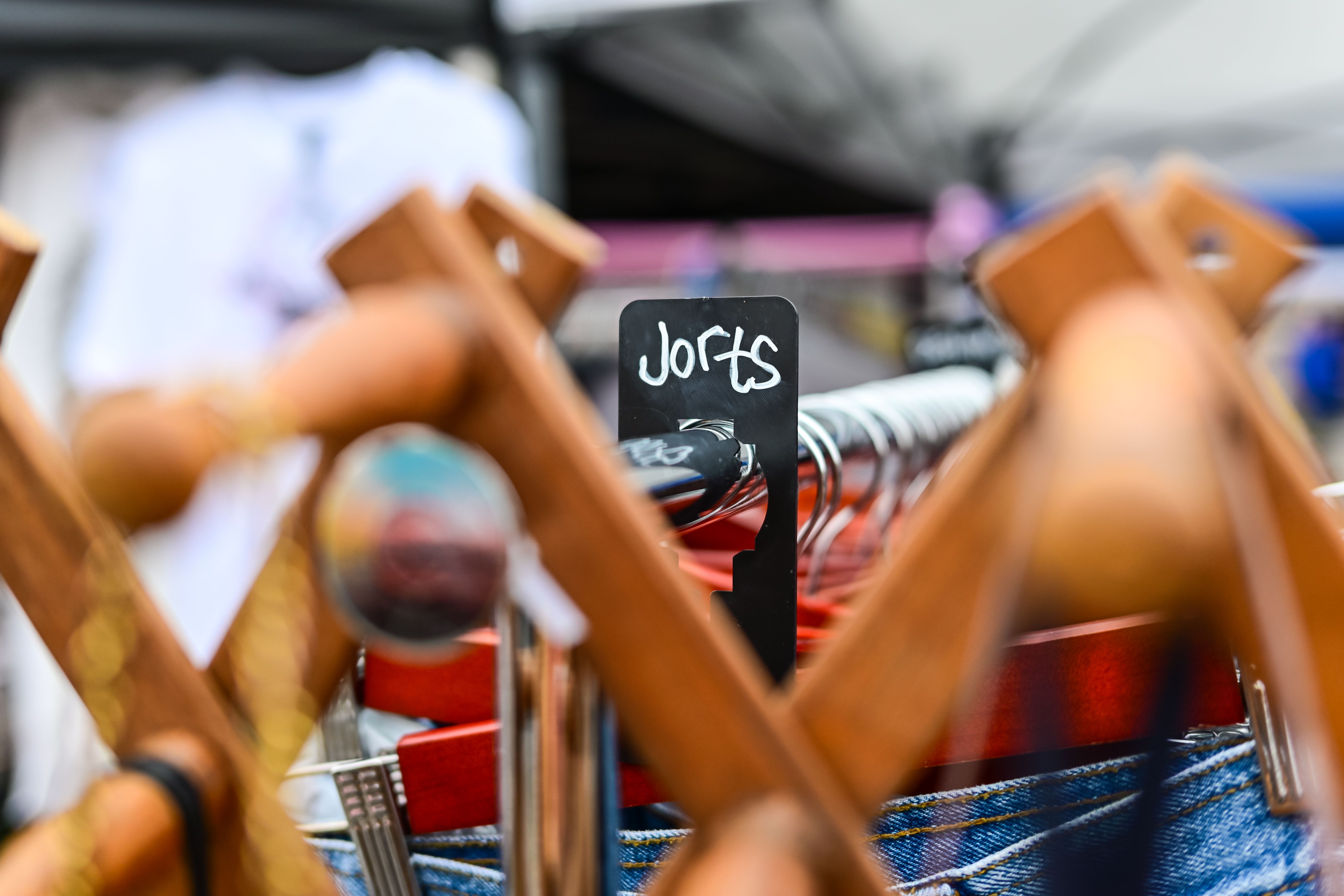 trendy clothing rack