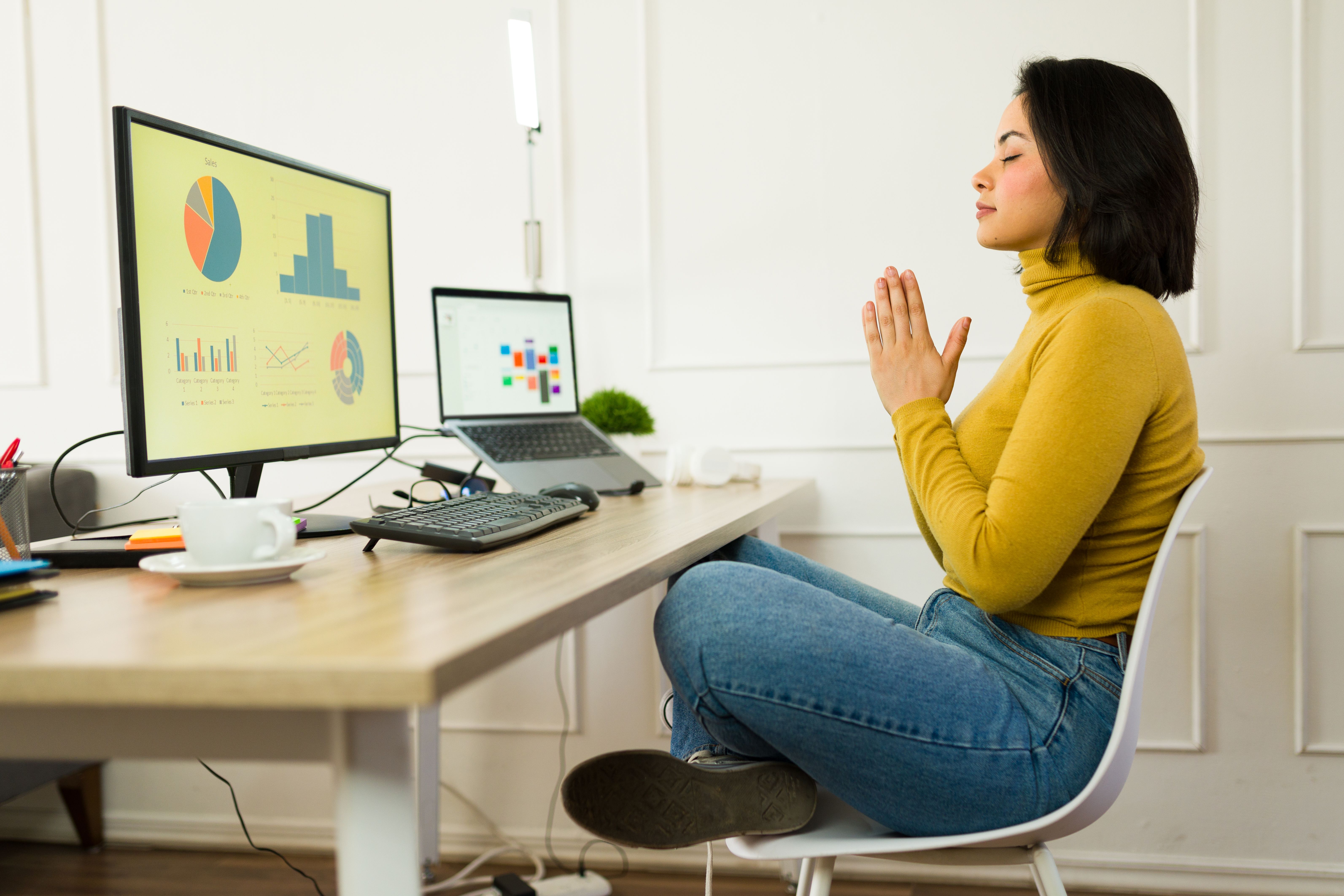 Embracing Mindful Living as a Virtual Assistant: E-Liora's Guide