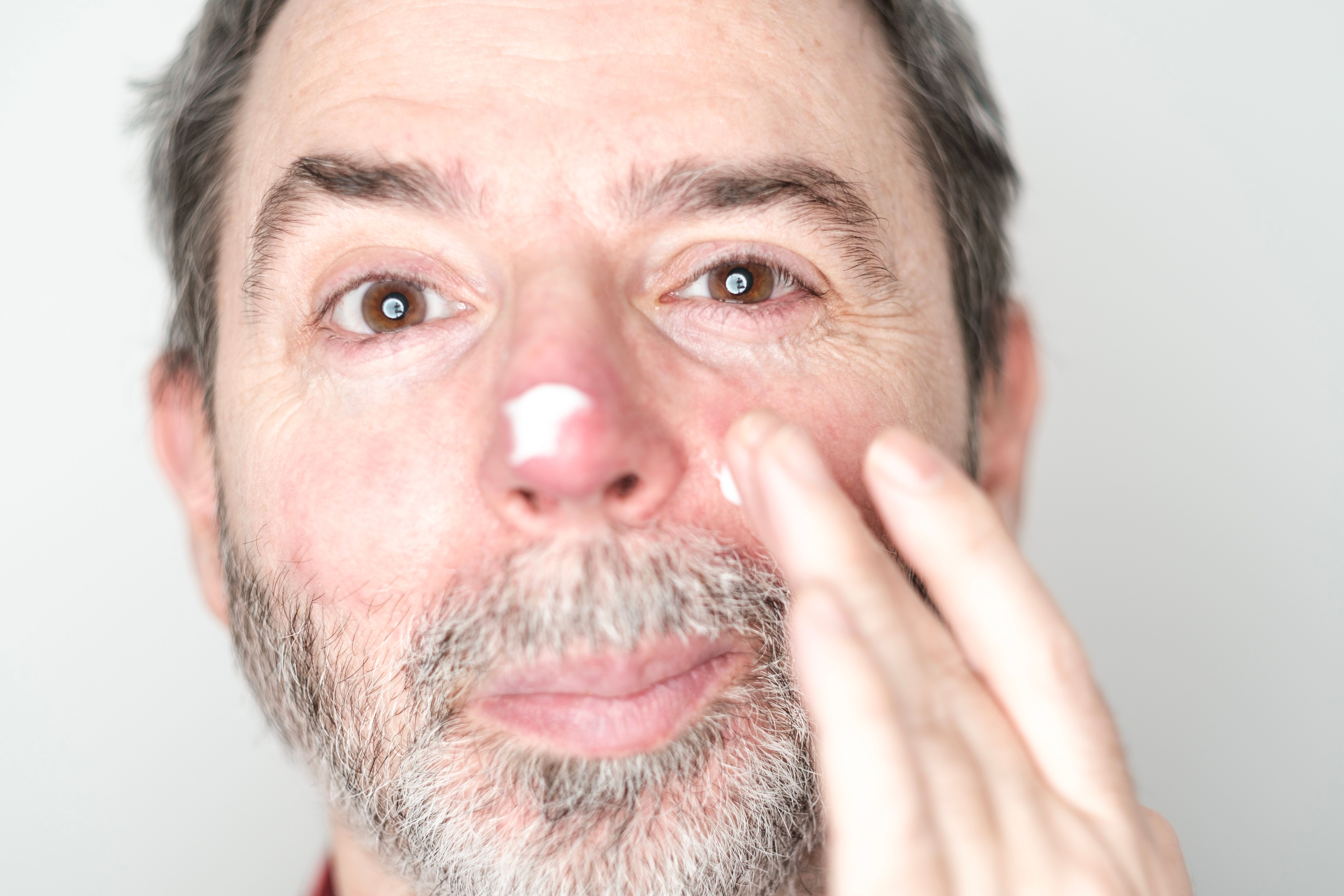 sunscreen application