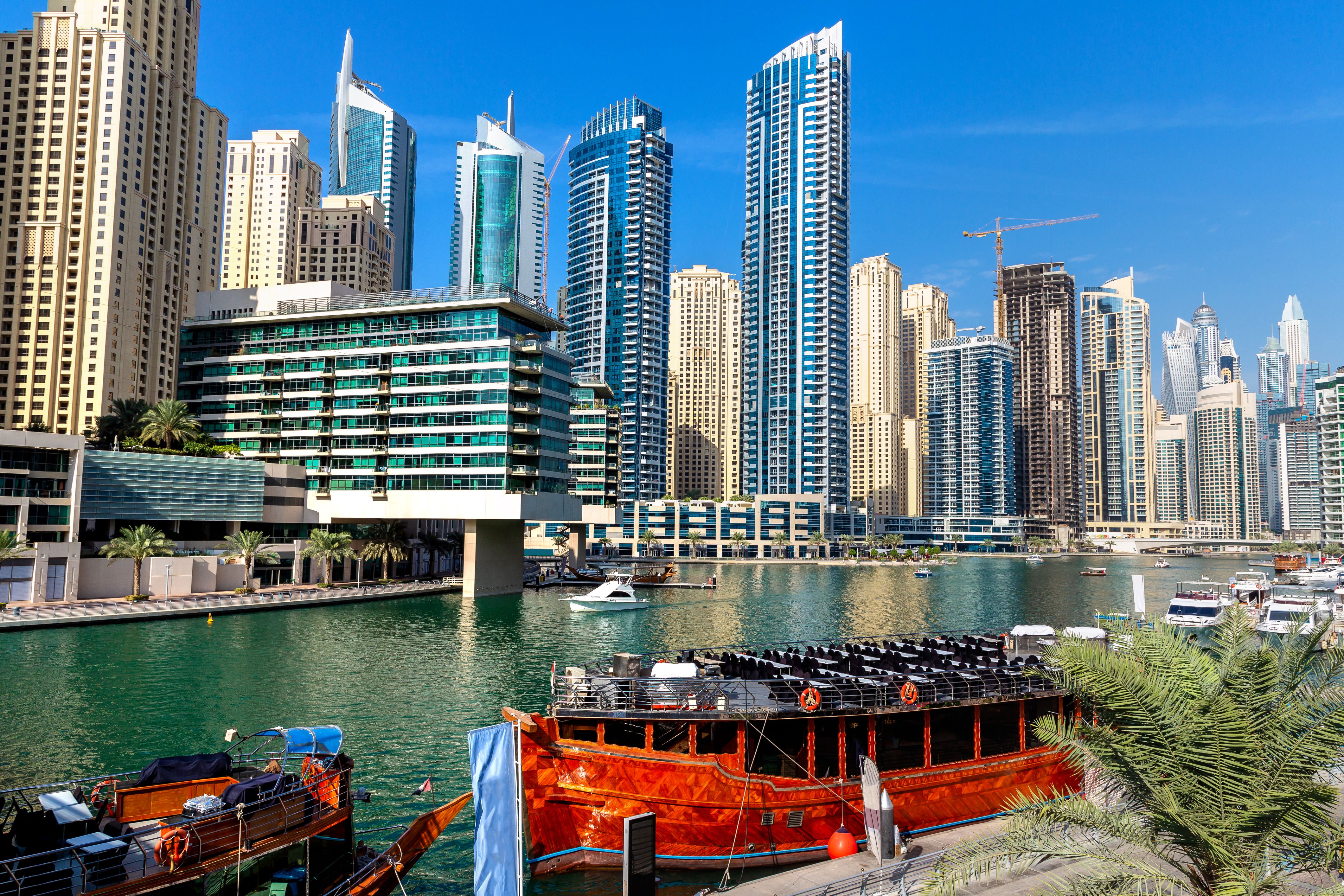Dhow cruise in Dubai Marina