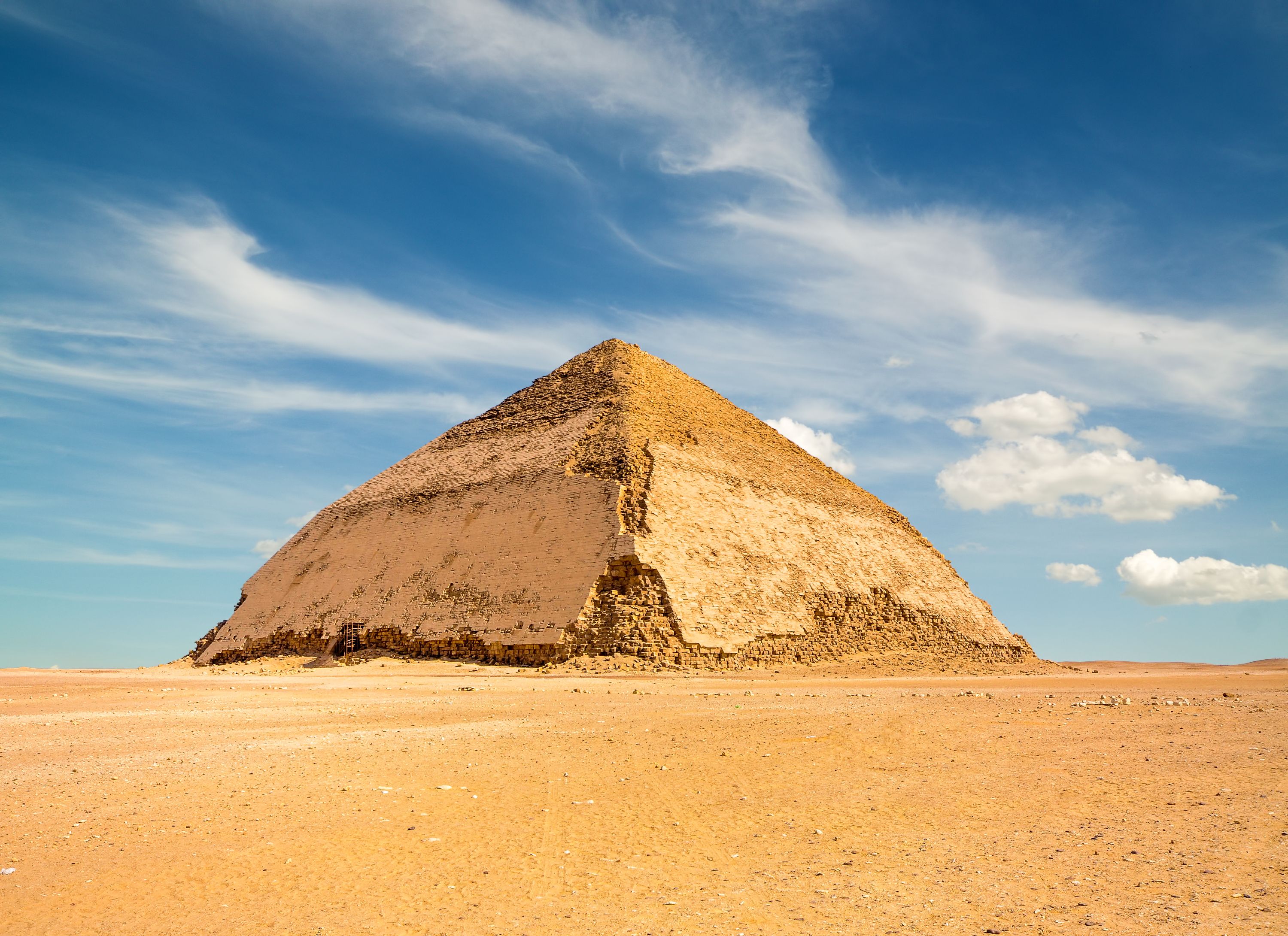 dahshur pyramids