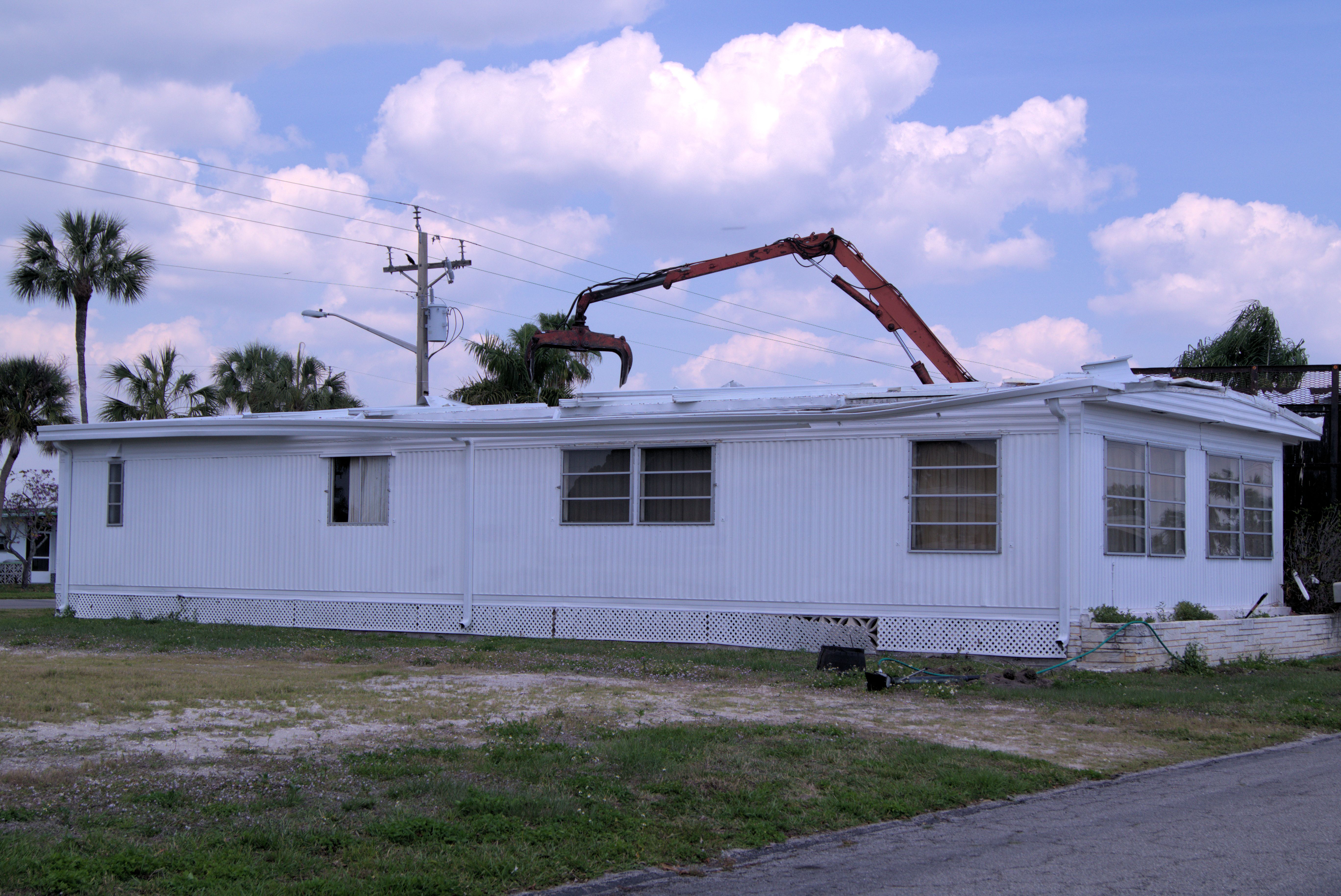 mobile home demolition