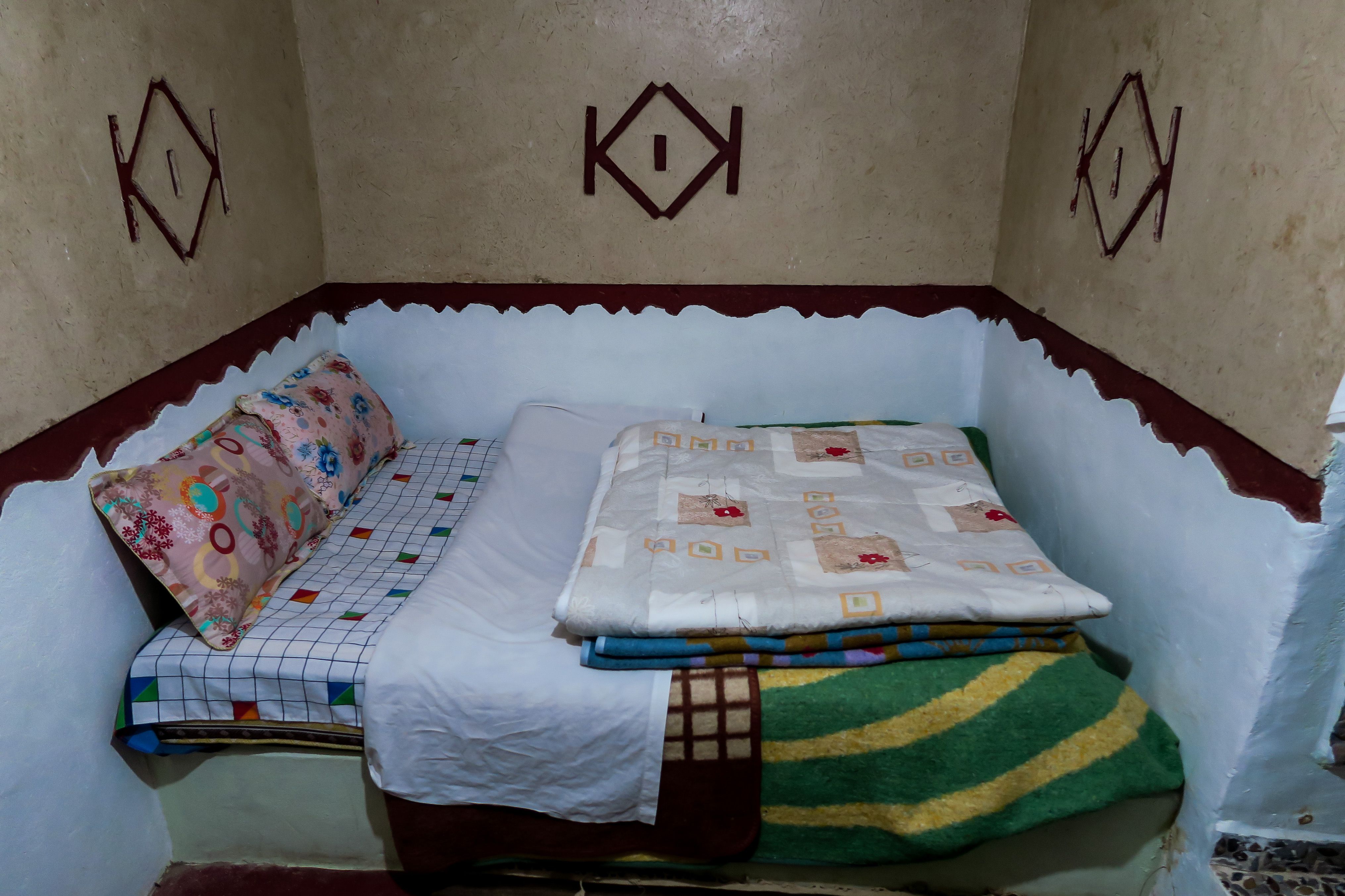 kente bedroom