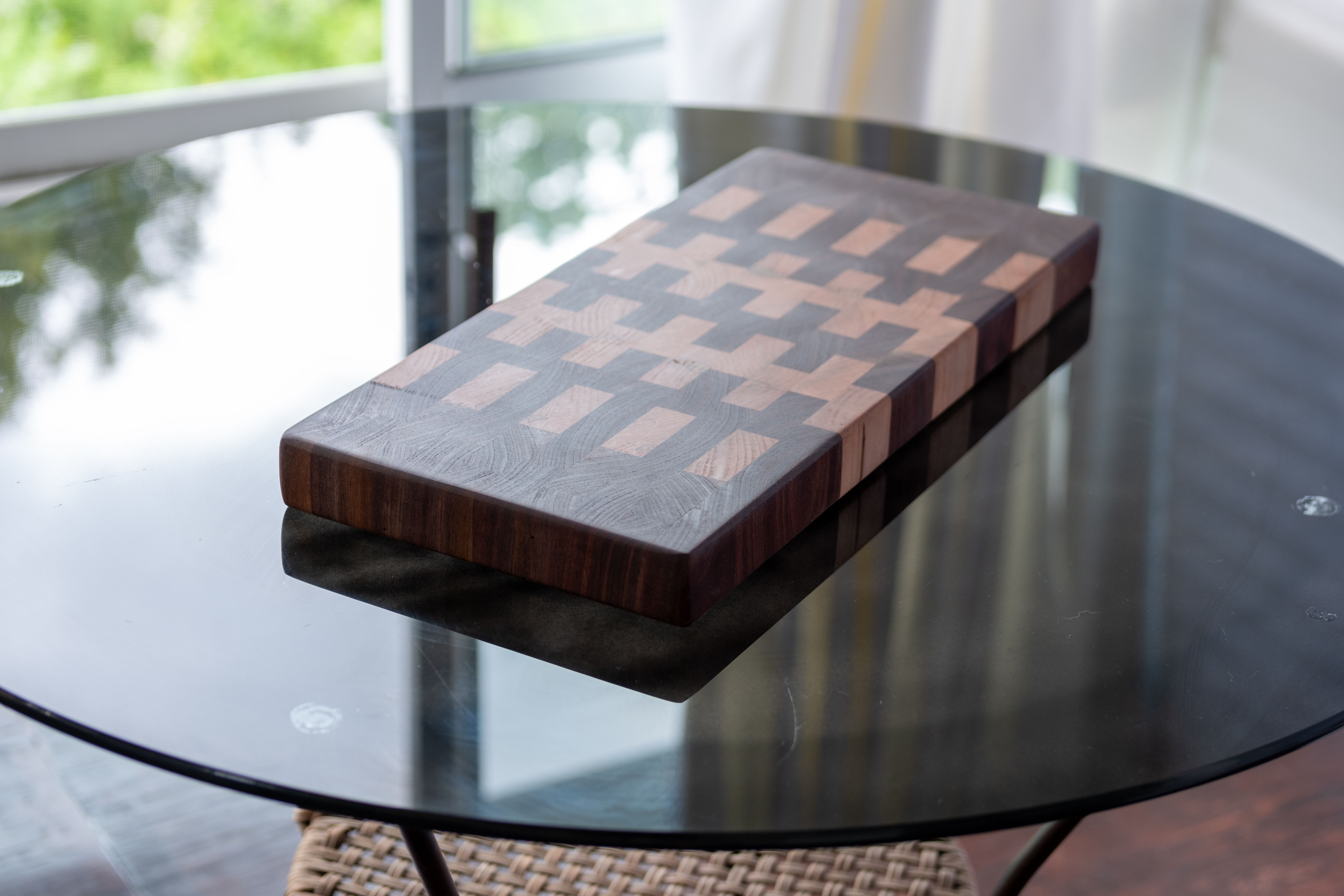 crafting end grain cutting board