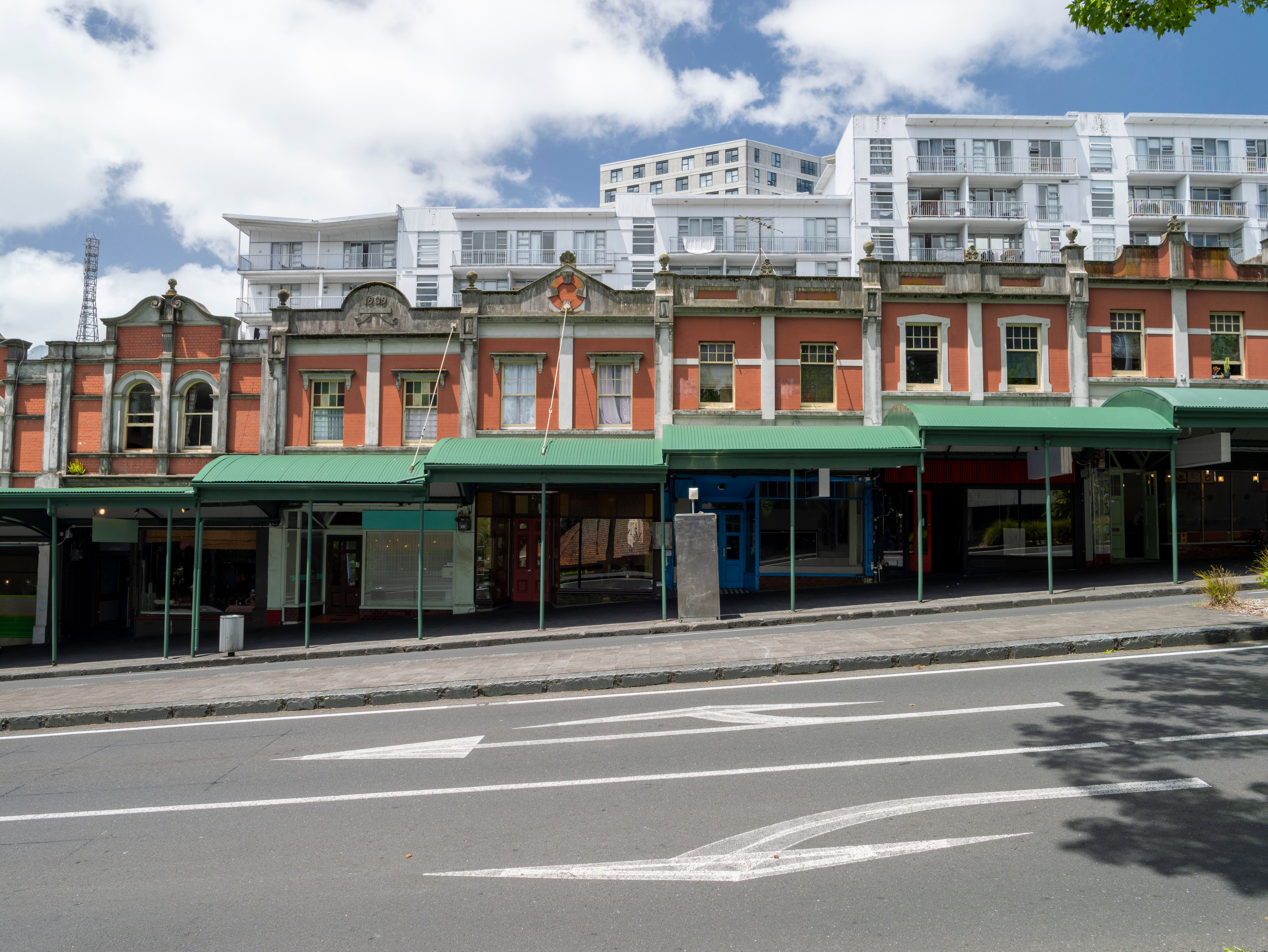 vernon hills shopping