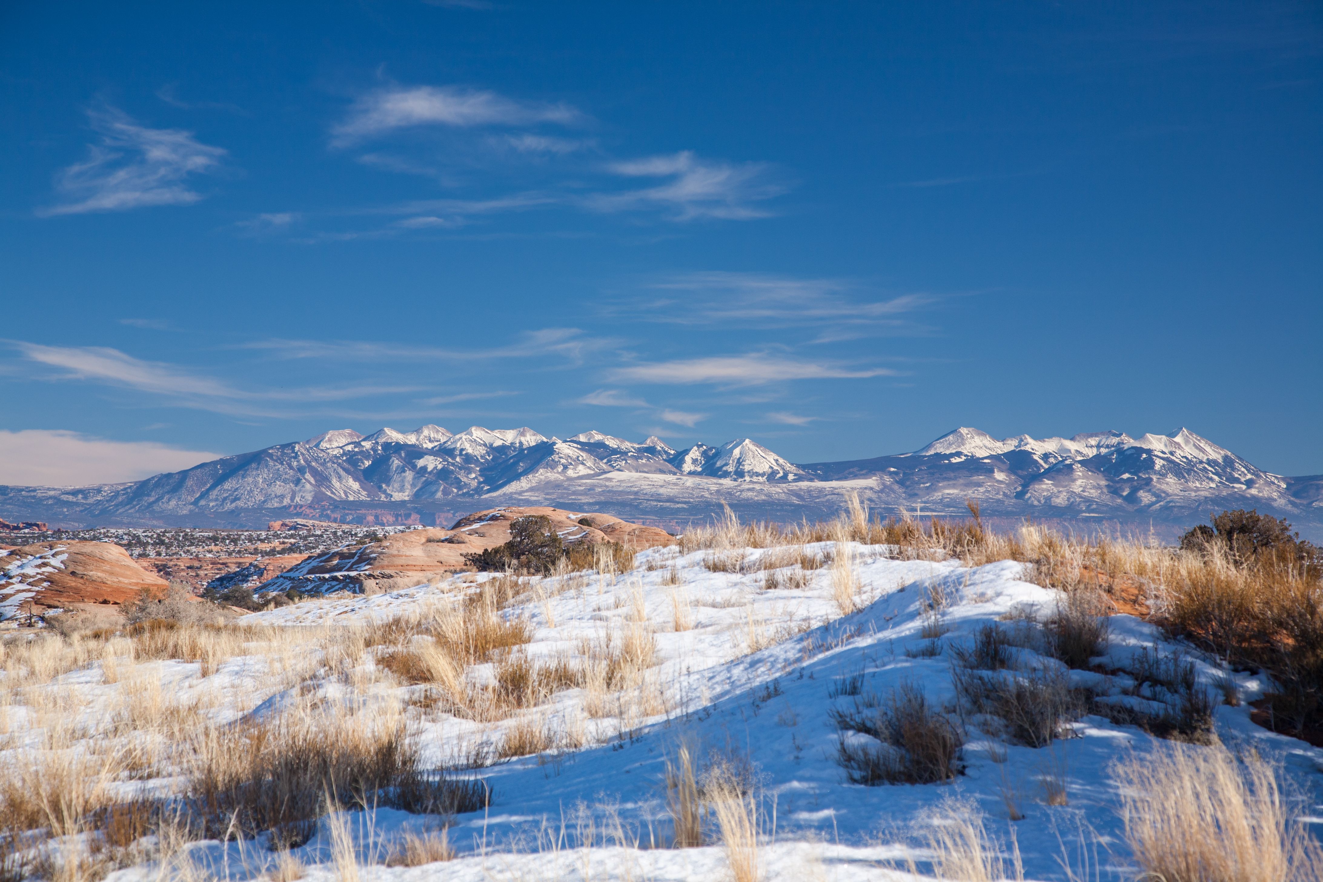 winter desert mountains