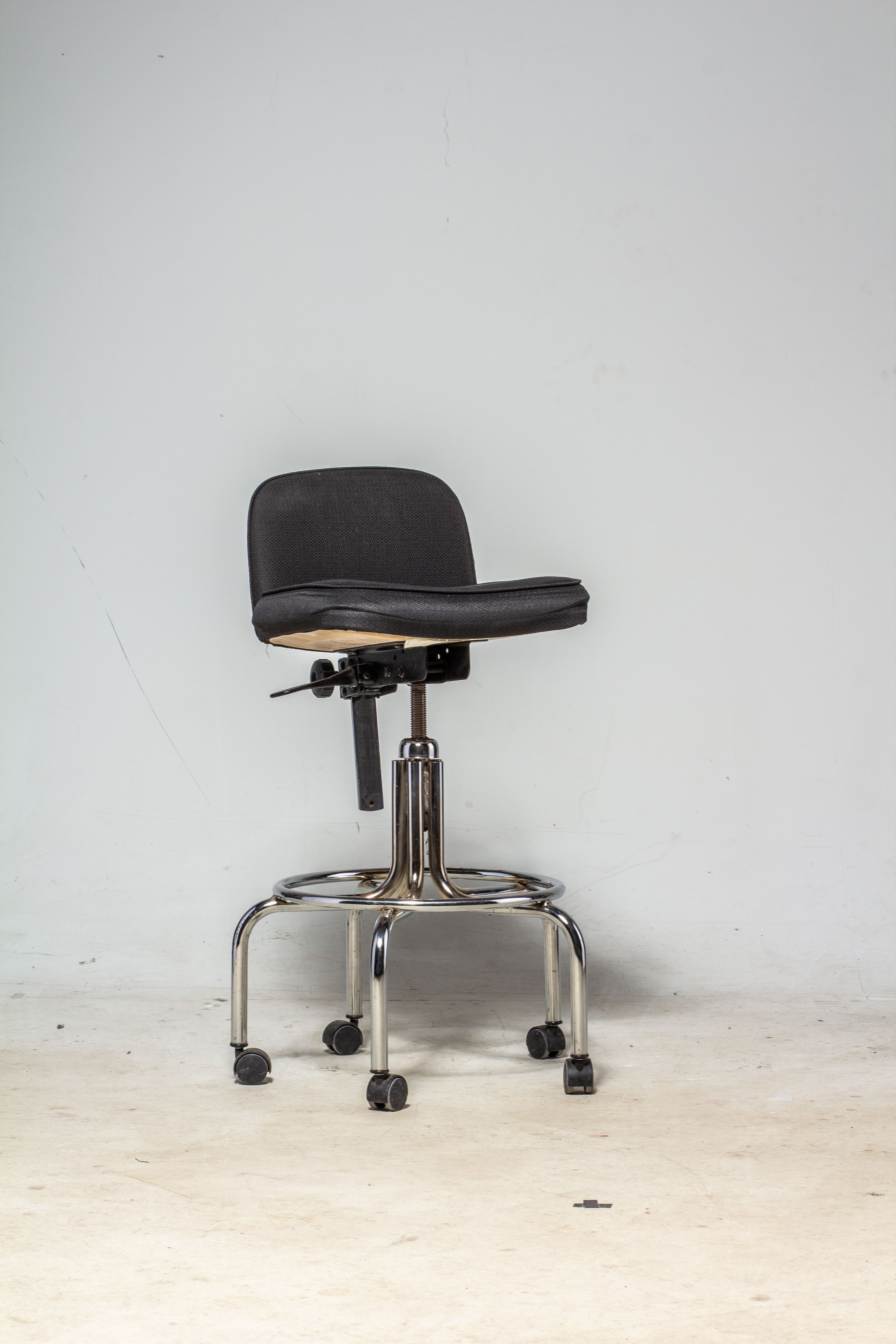 furniture store canada