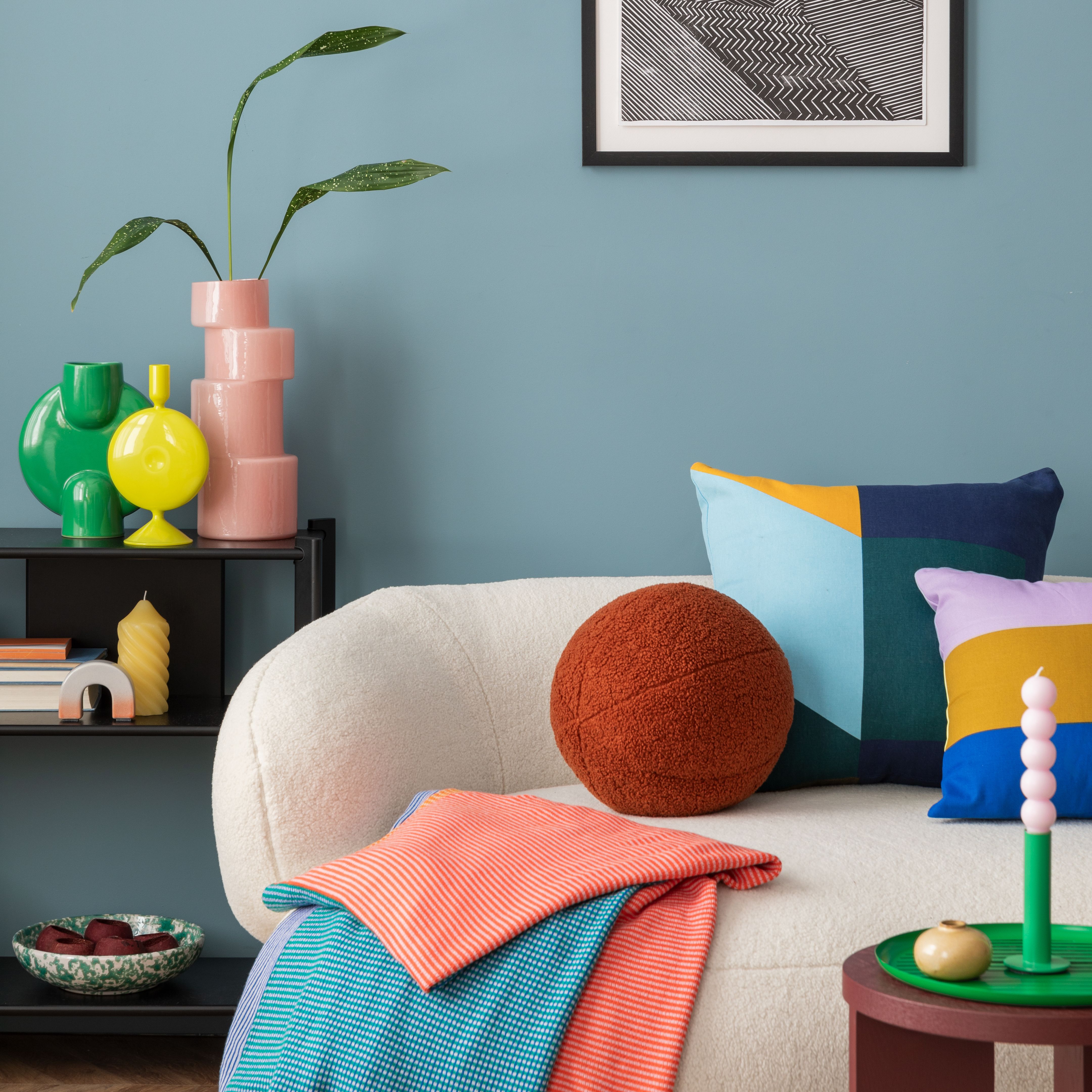 colorful decor apartment