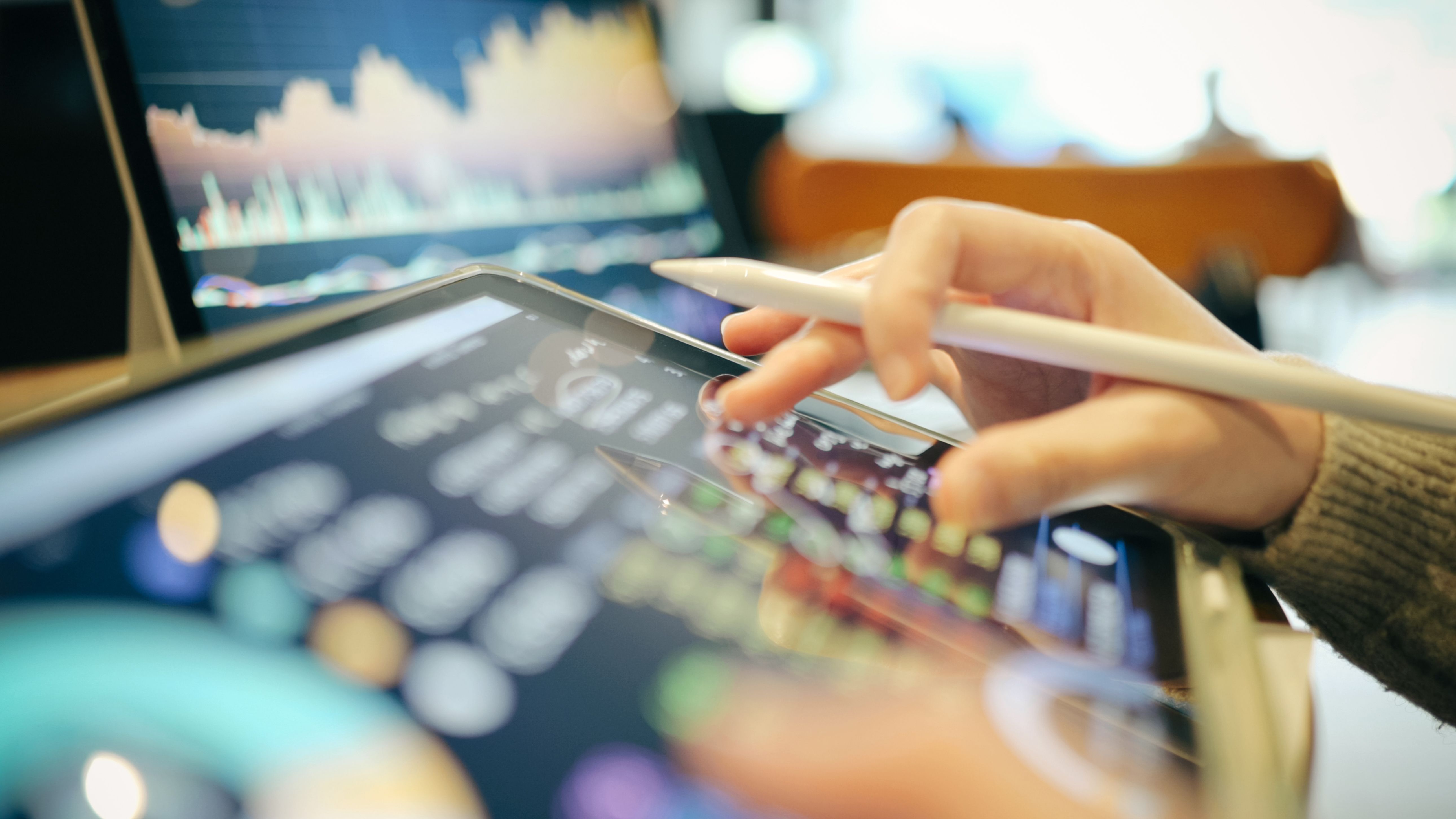 Close-up Investor interacting Applied AI tech and smart iots to unlock the business potential using data analytic