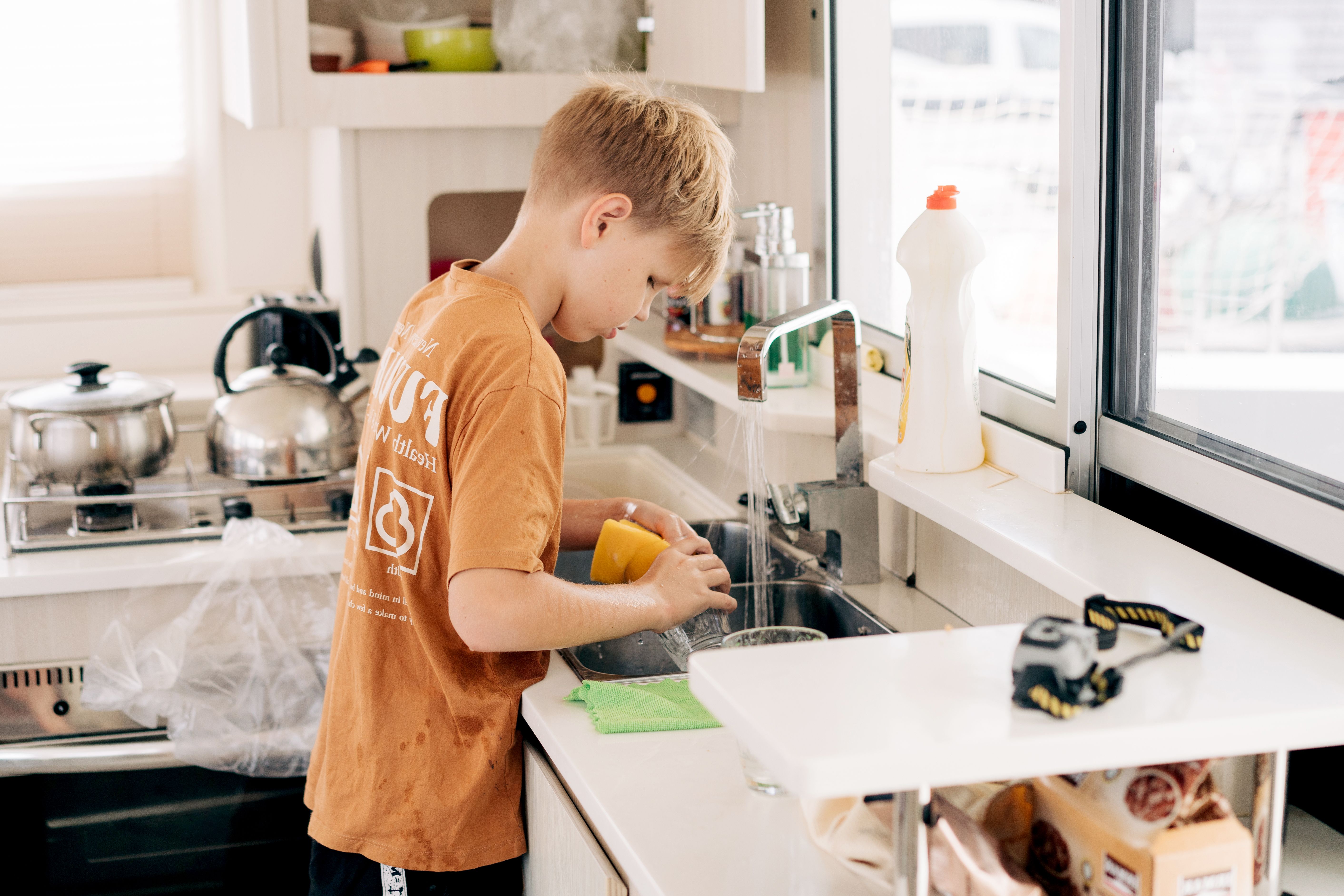 yacht cleaning service