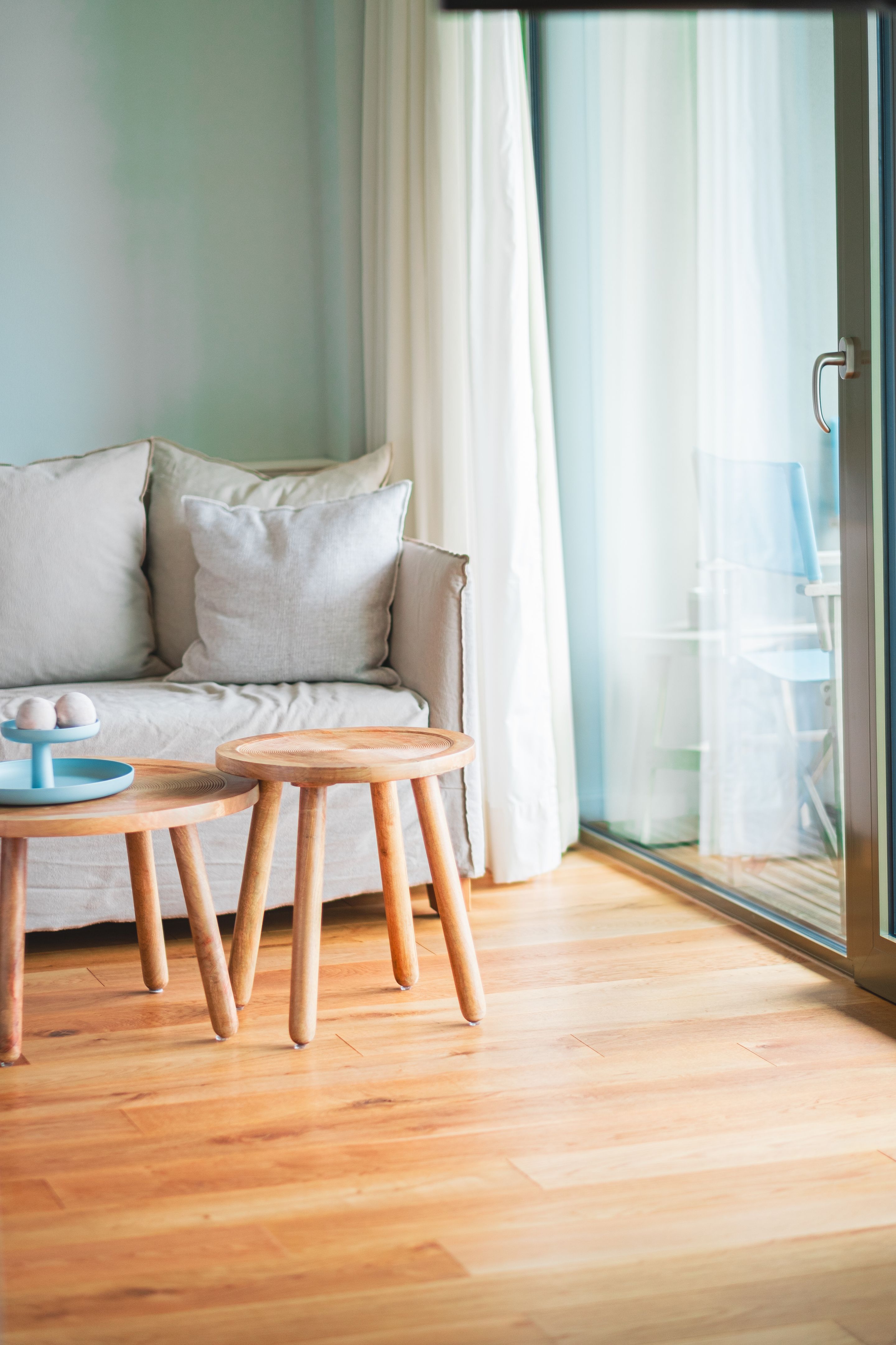 clean comfortable room