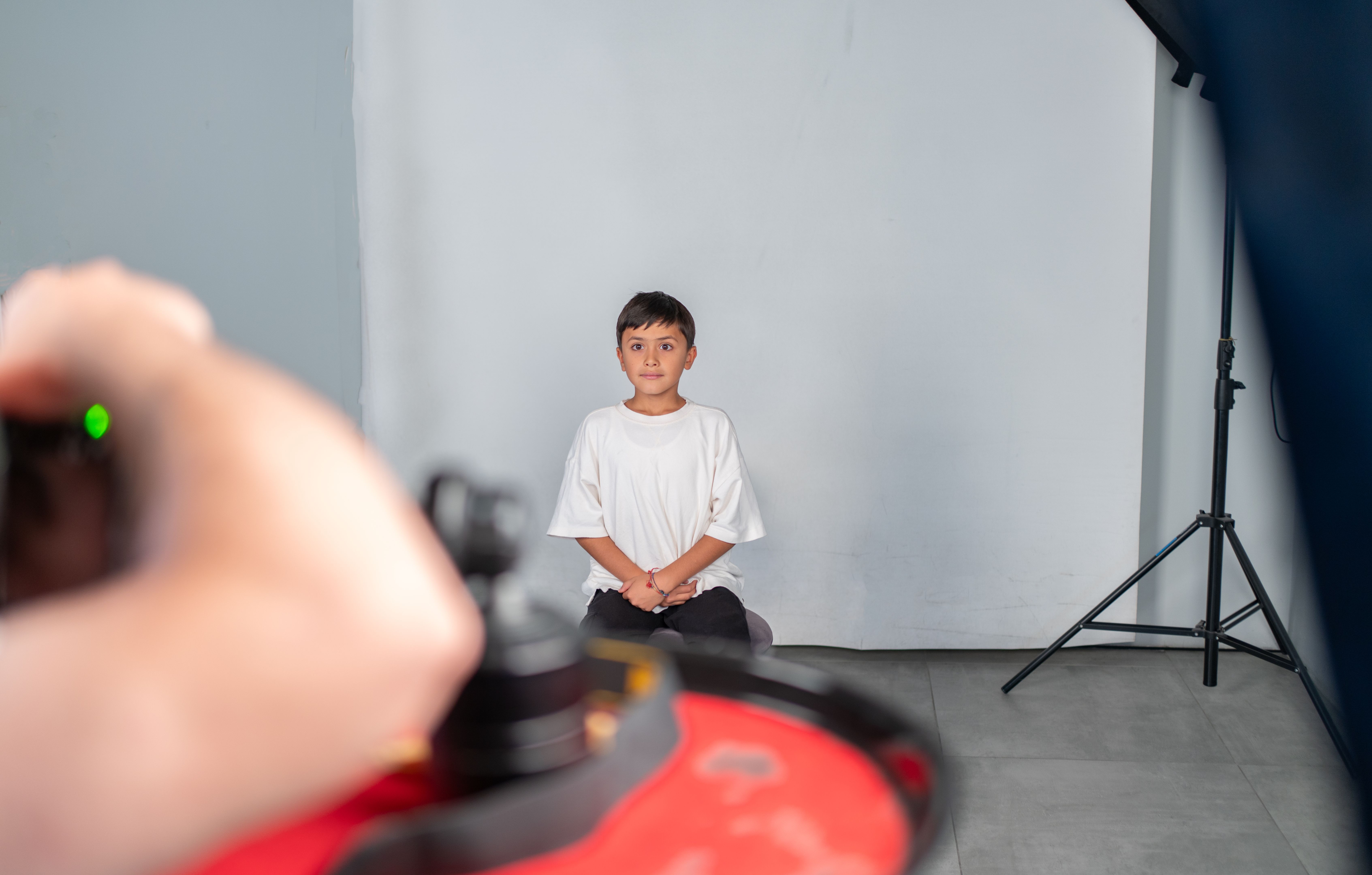 photographer with assistant