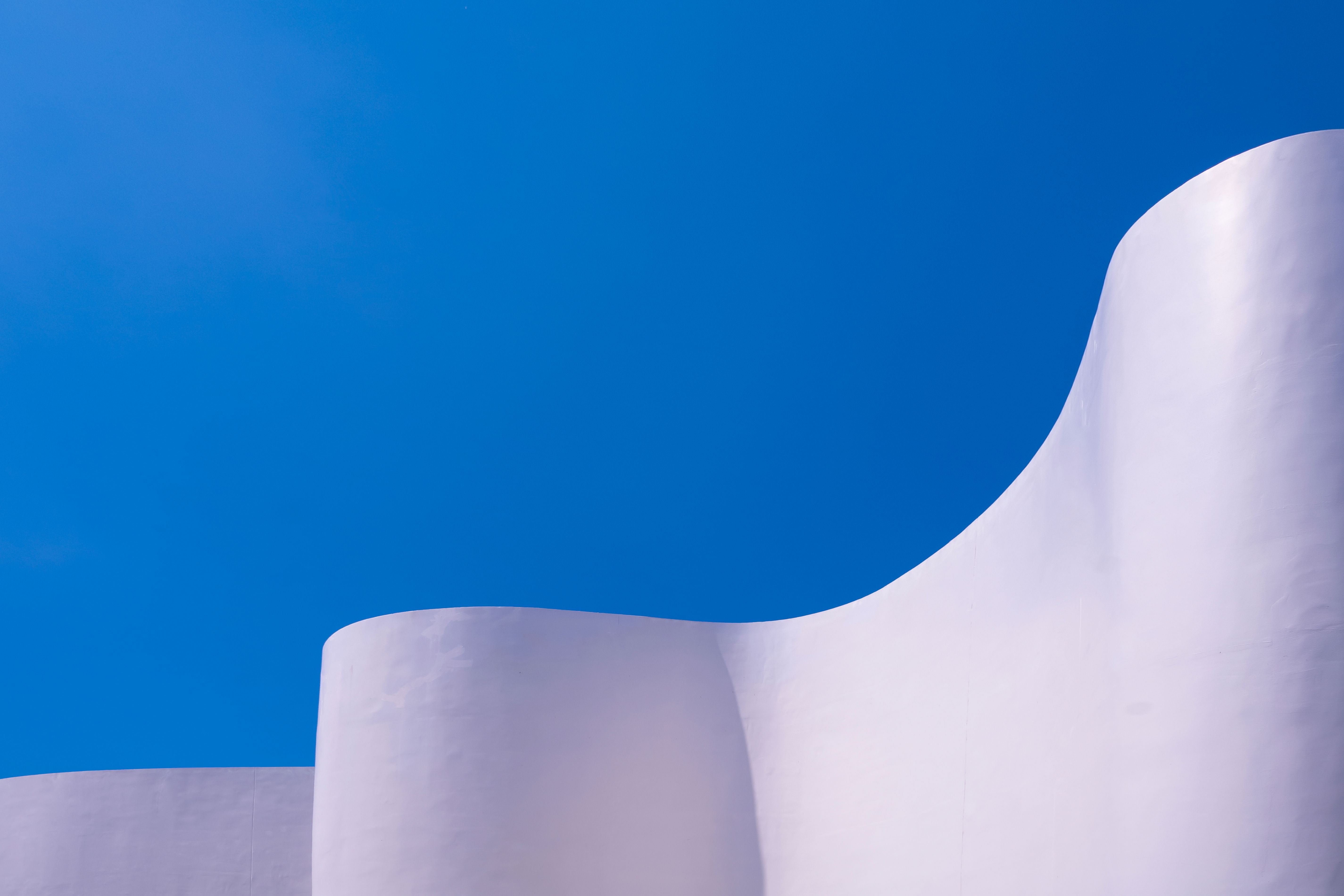 urban minimalist architecture