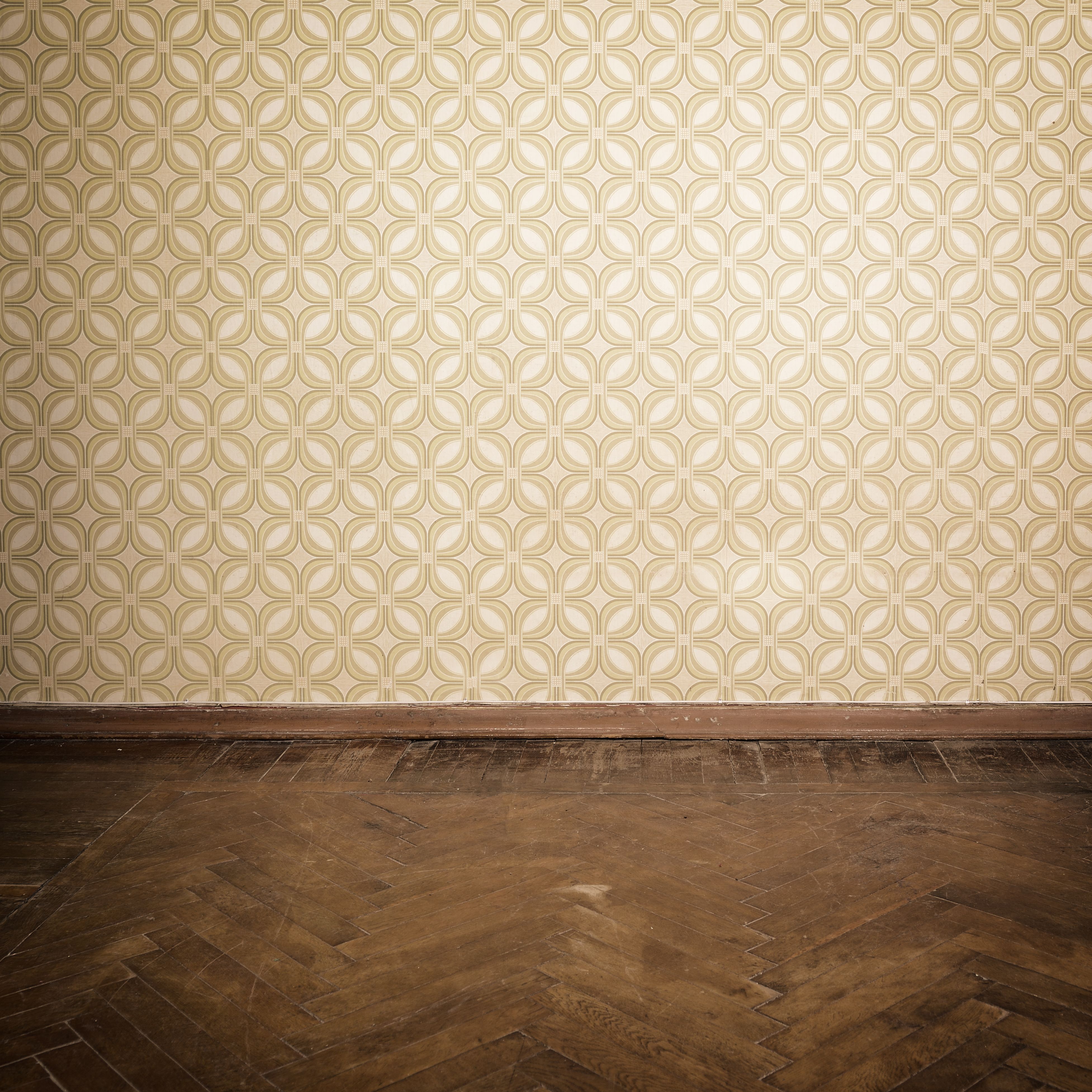 finished wallpapered room